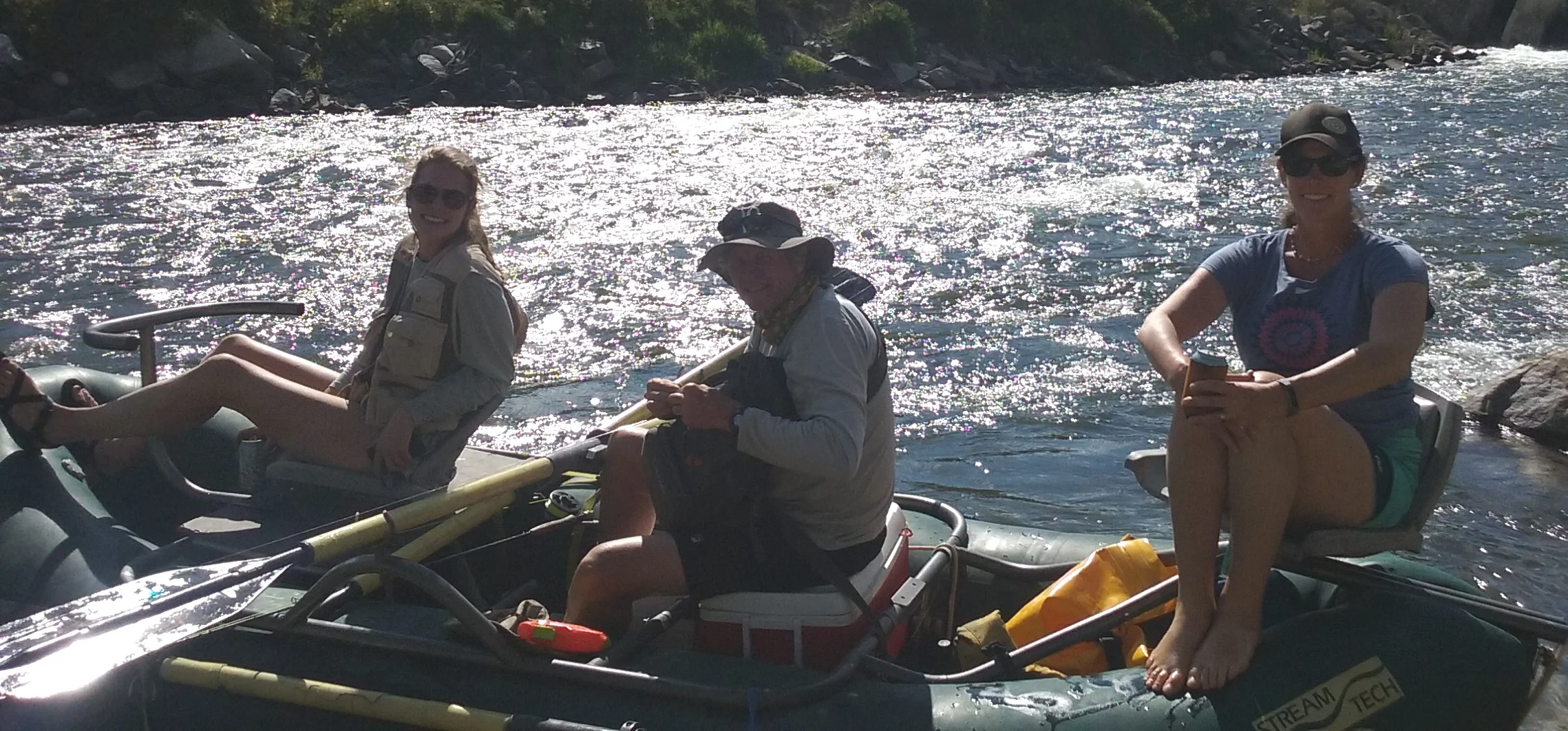 Salida Eliz John Payton in raft.jpg