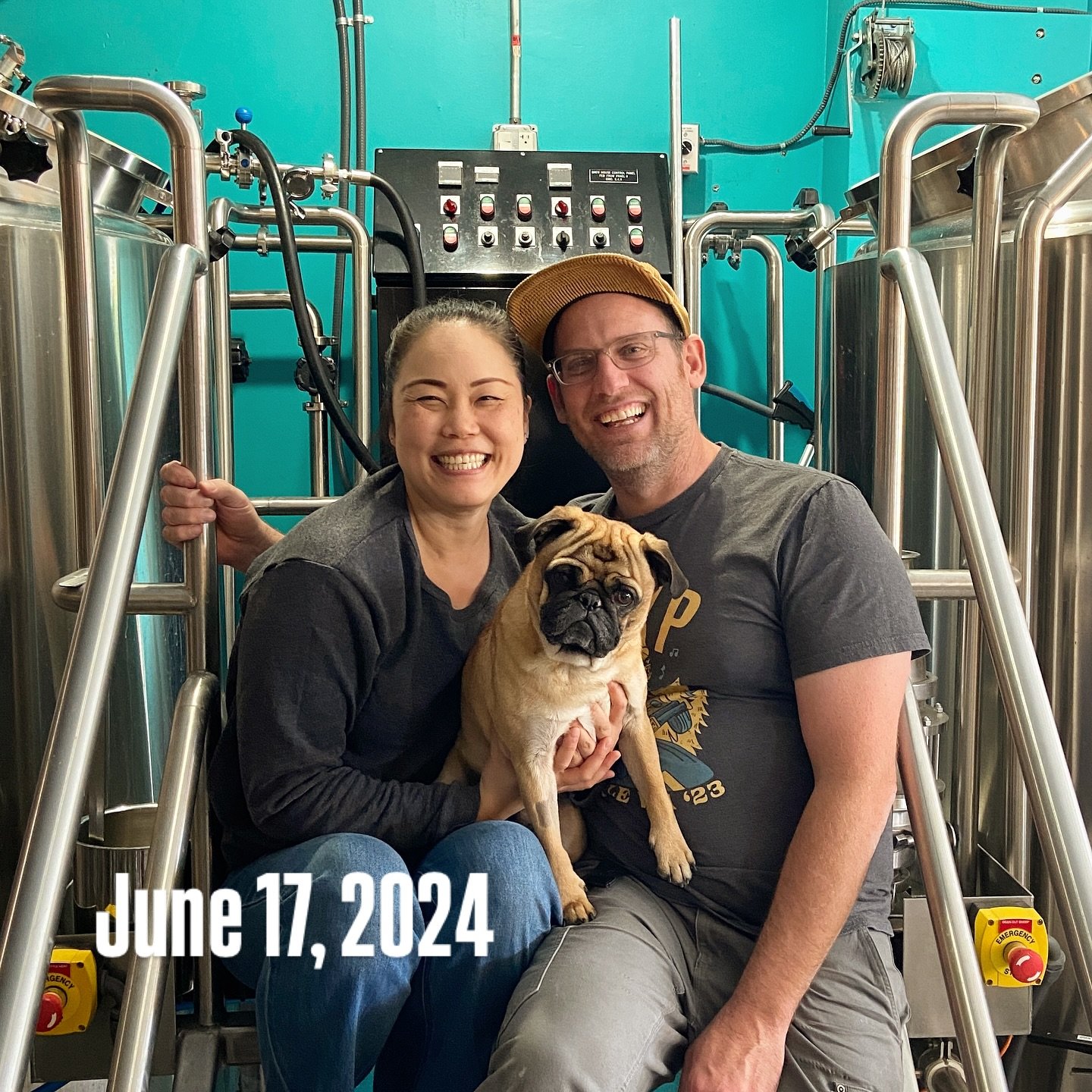 Happy 1-year Adoptiversary, @its.peanut.the.pug!

#DrinkLocal #CraftBeer #drinkWAbeer #Udistrict #BrewedInTheU #SupportIndependentCraftBeer #SupportSmallBusiness #SupportYourLocalBrewery #ComeDrinkWithUs
#BrewPug #thePUGlife #RescuePug #AdoptDontShop