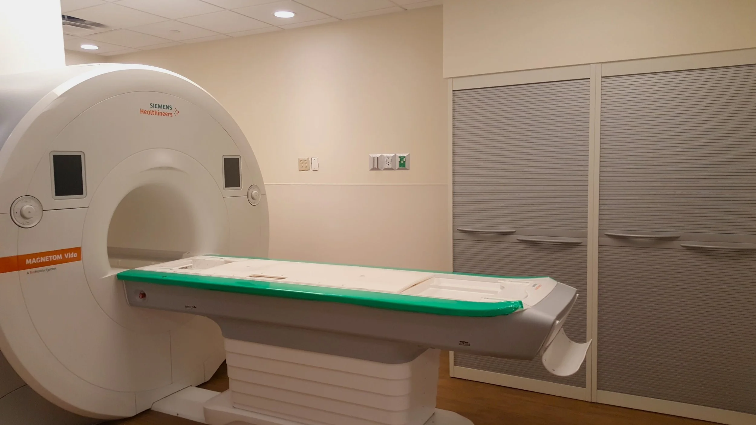 Implementation of a new 3.0t mri room, equipment room and shared control room. ​