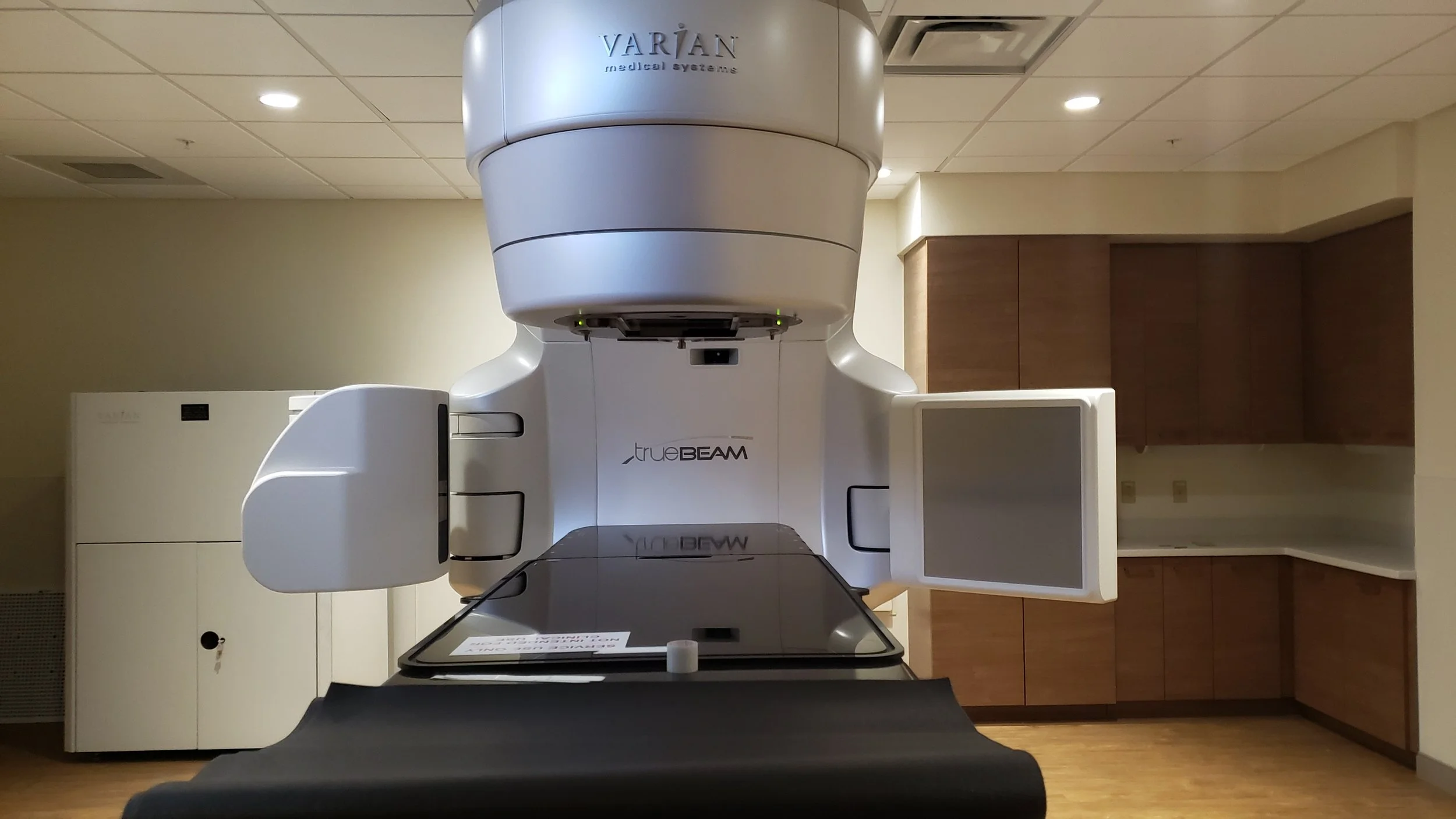Implementation of a new linear accelerator (Linac) procedure room and support adjacent areas.