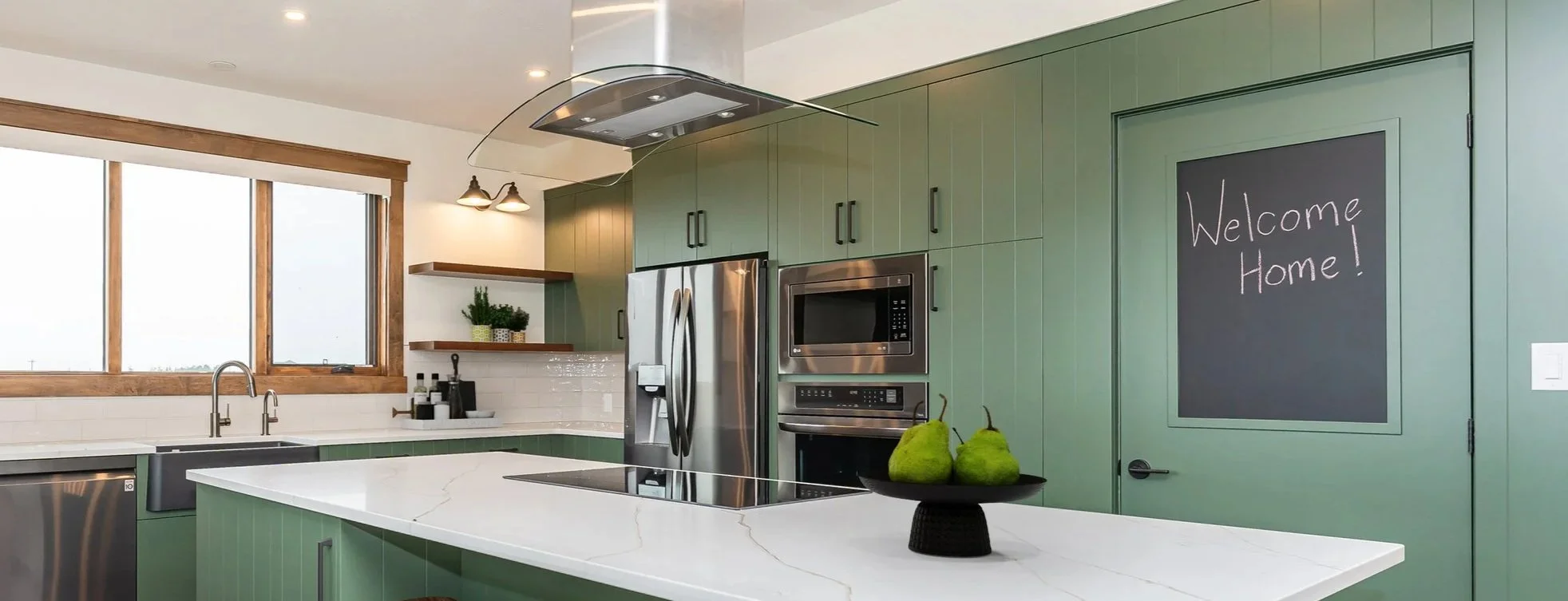 Kitchen angle.jpg