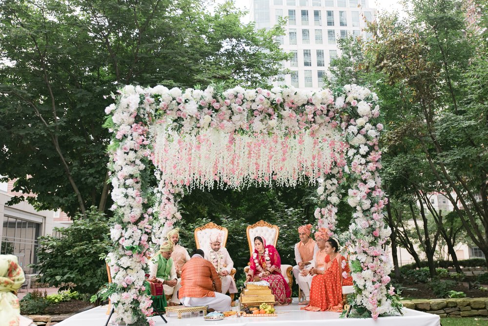 Boston_indian_luxury_wedding_50_mandarin_oriental_garden.jpg
