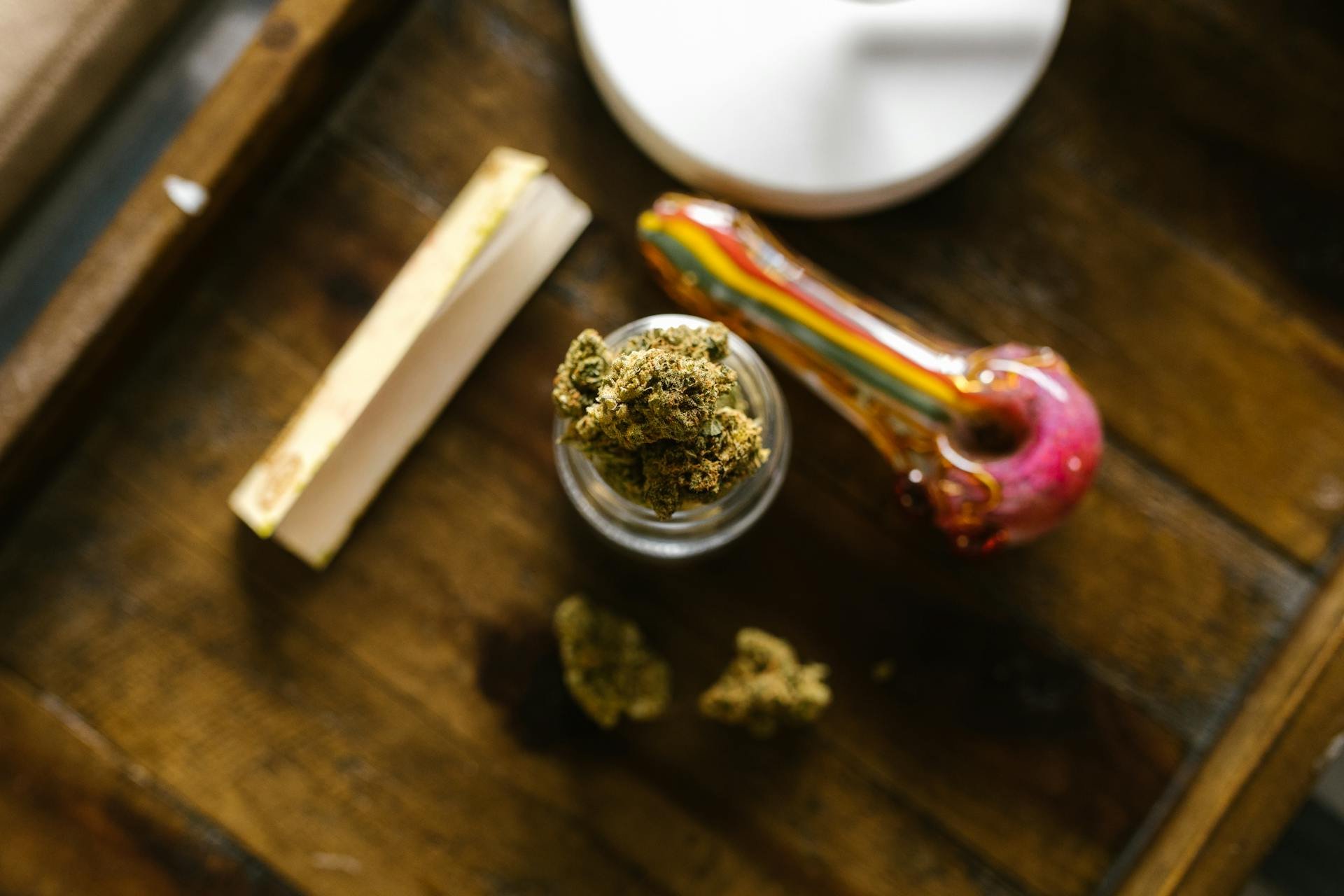 The Best Hybrid Cannabis Strains for a Balanced High