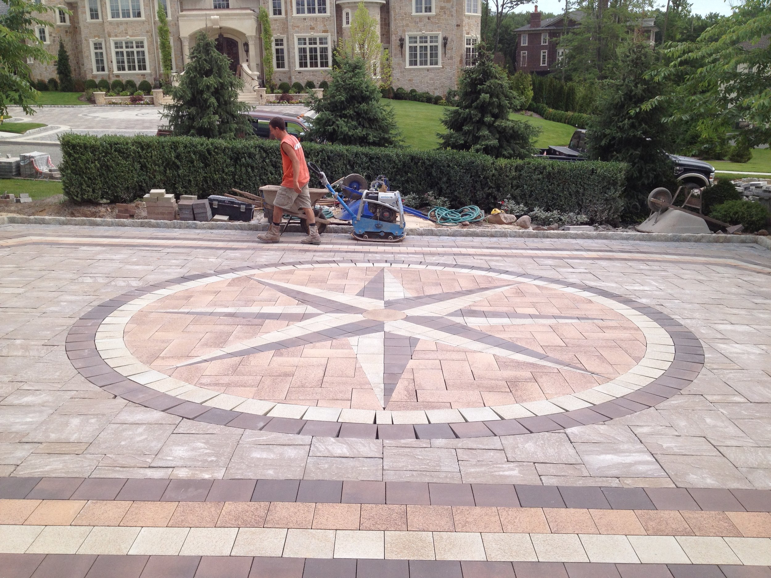   Paver Driveways &amp; Walkways  