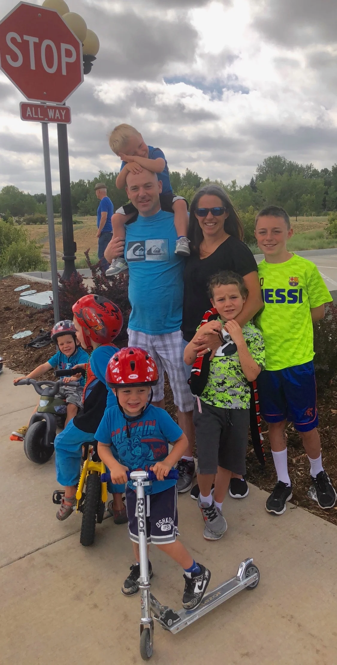 Moyers go to Watch Hornick Brothers Race