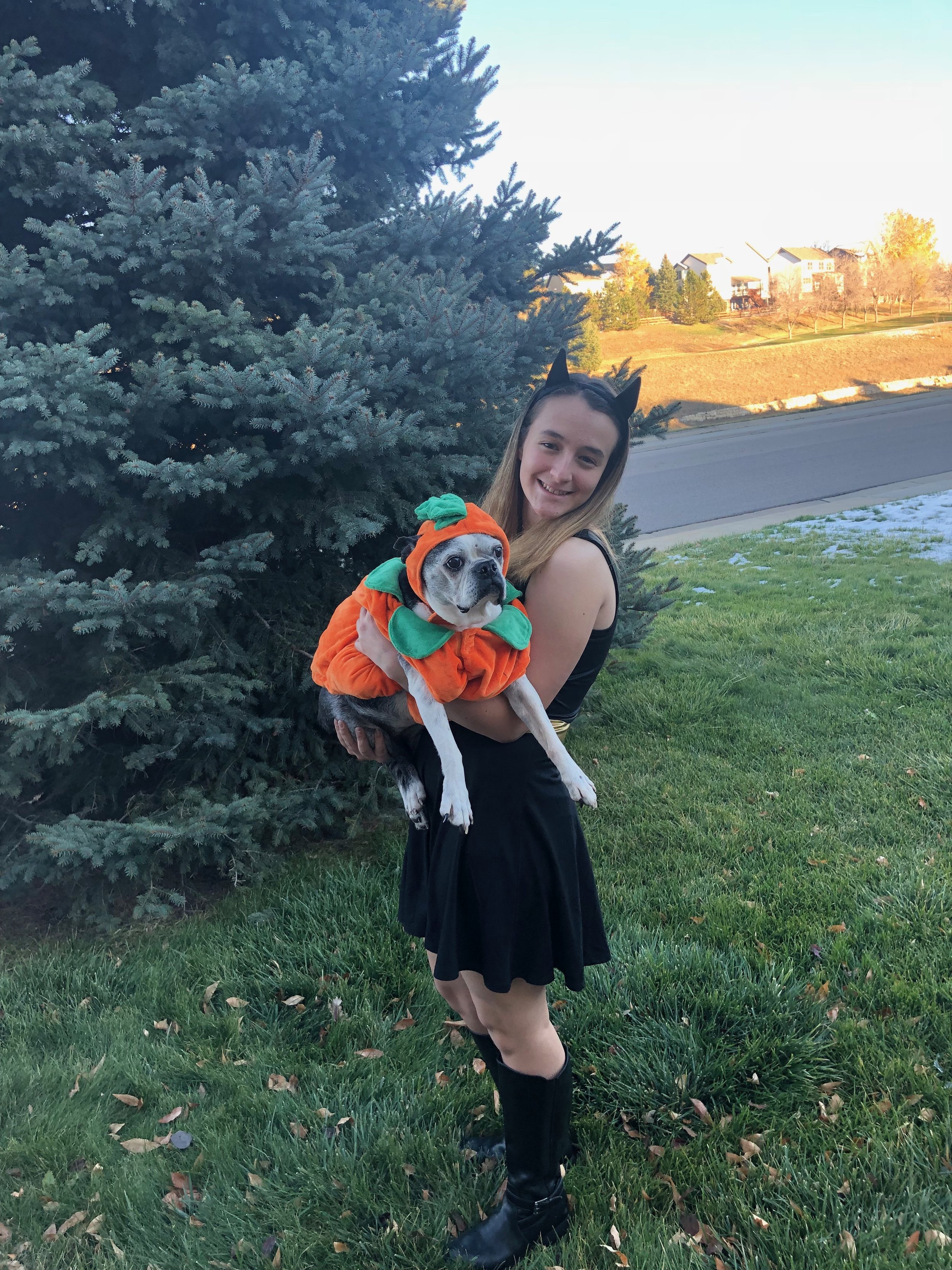 Lauren and True - Batgirl and Pumpkin - October 2018