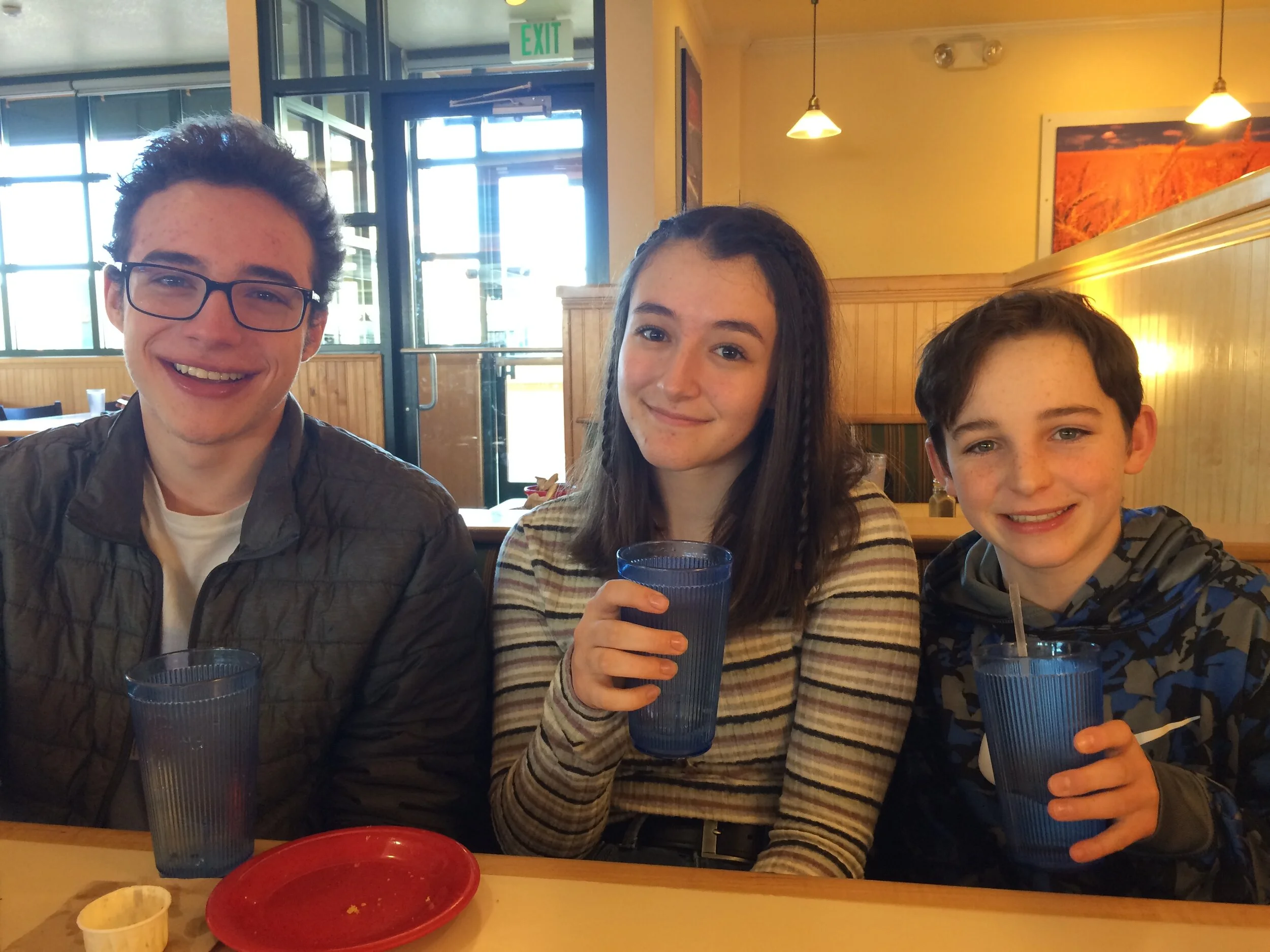  Celebrating Parker and Titan’s birthdays at Sweet Tomatoes - Lauren is the invited guest. 