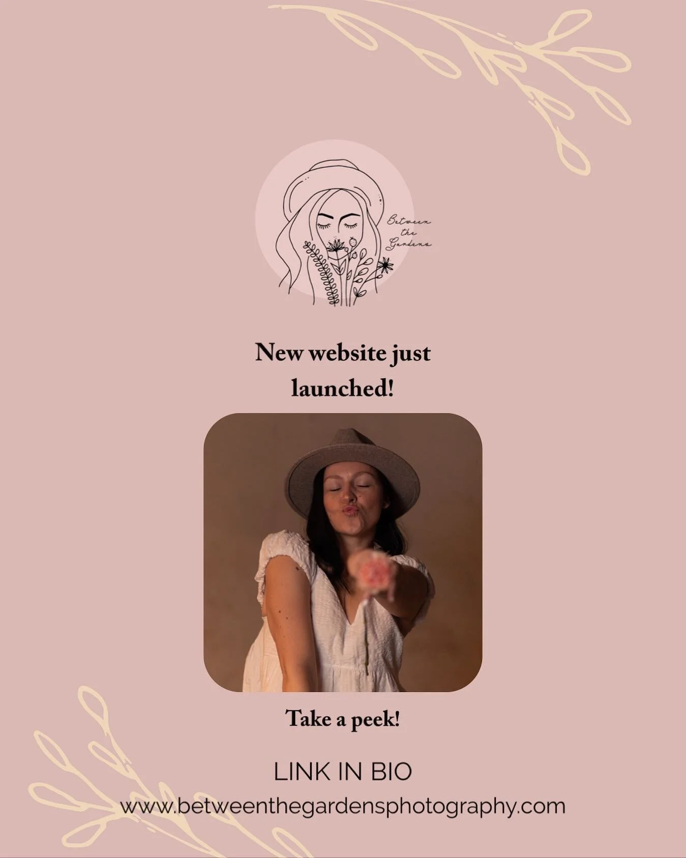 Between motherhood and life, I&rsquo;ve had to prioritize things a little differently in the past year. I&rsquo;m excited for this fall photography season and finally have a new website up and running! Check it out &hearts;️🤙🏻

Link is in my bio!