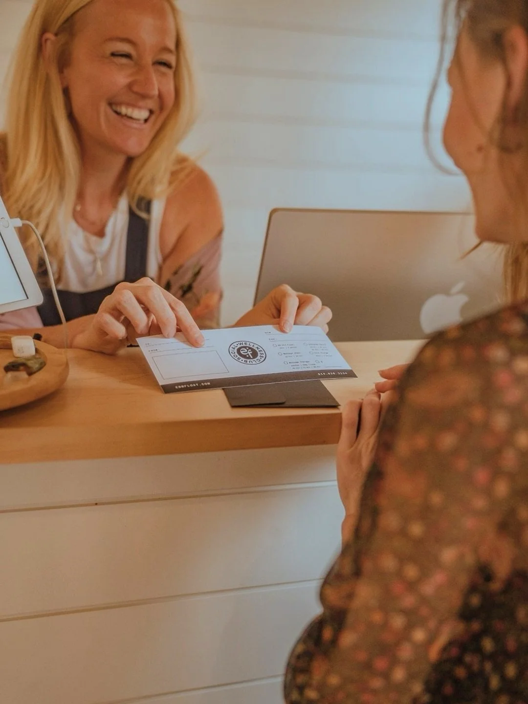 Buy $100, get $25 FREE. Yes, free. It&rsquo;s yours to spend, share or save! Deals this good don&rsquo;t last forever&hellip; ⏳

Receive an extra $25 gift card FREE with every $100 gift card purchase. Use it for yourself or gift it to someone who rea