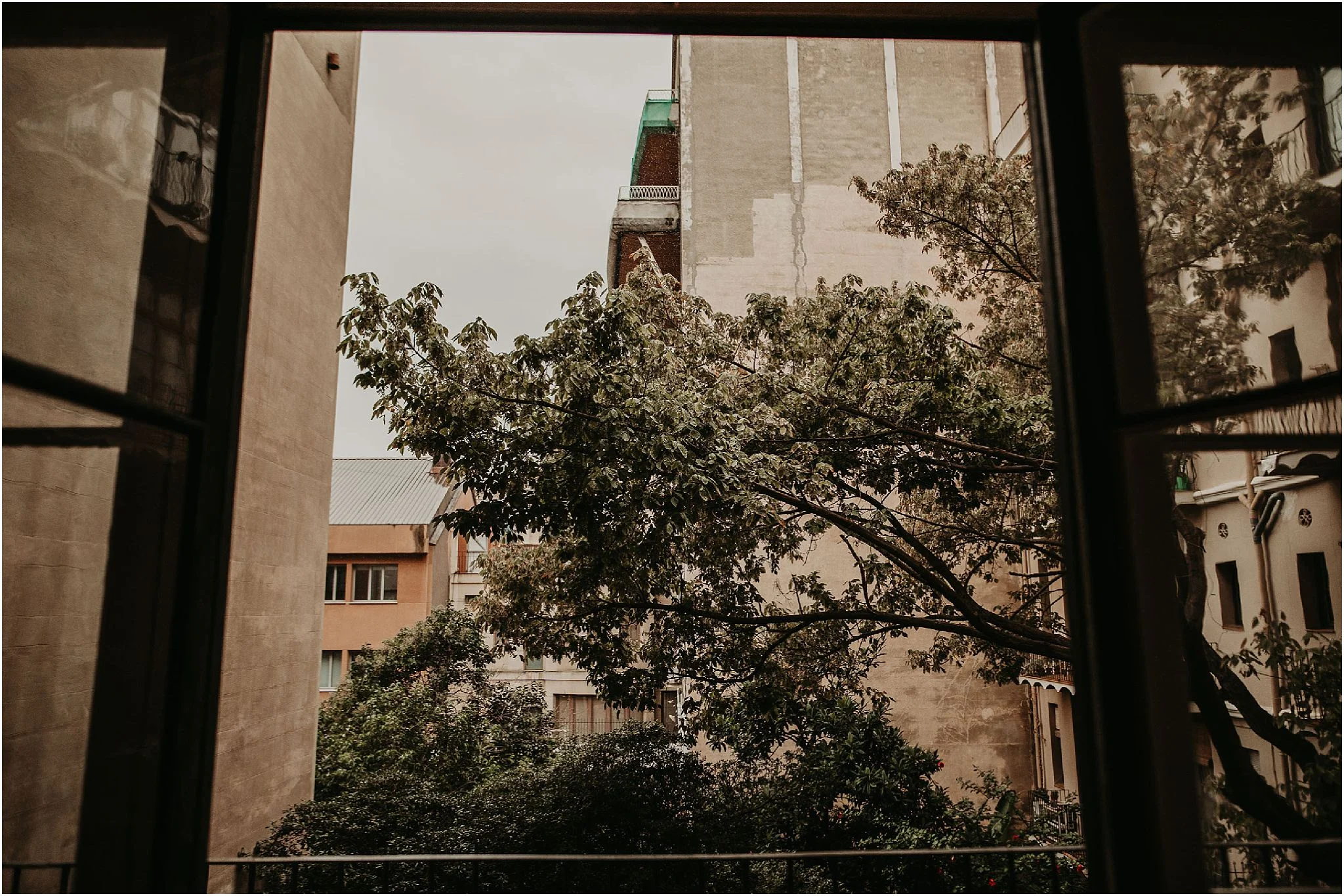 Romantic wedding in Barcelona 6.jpg
