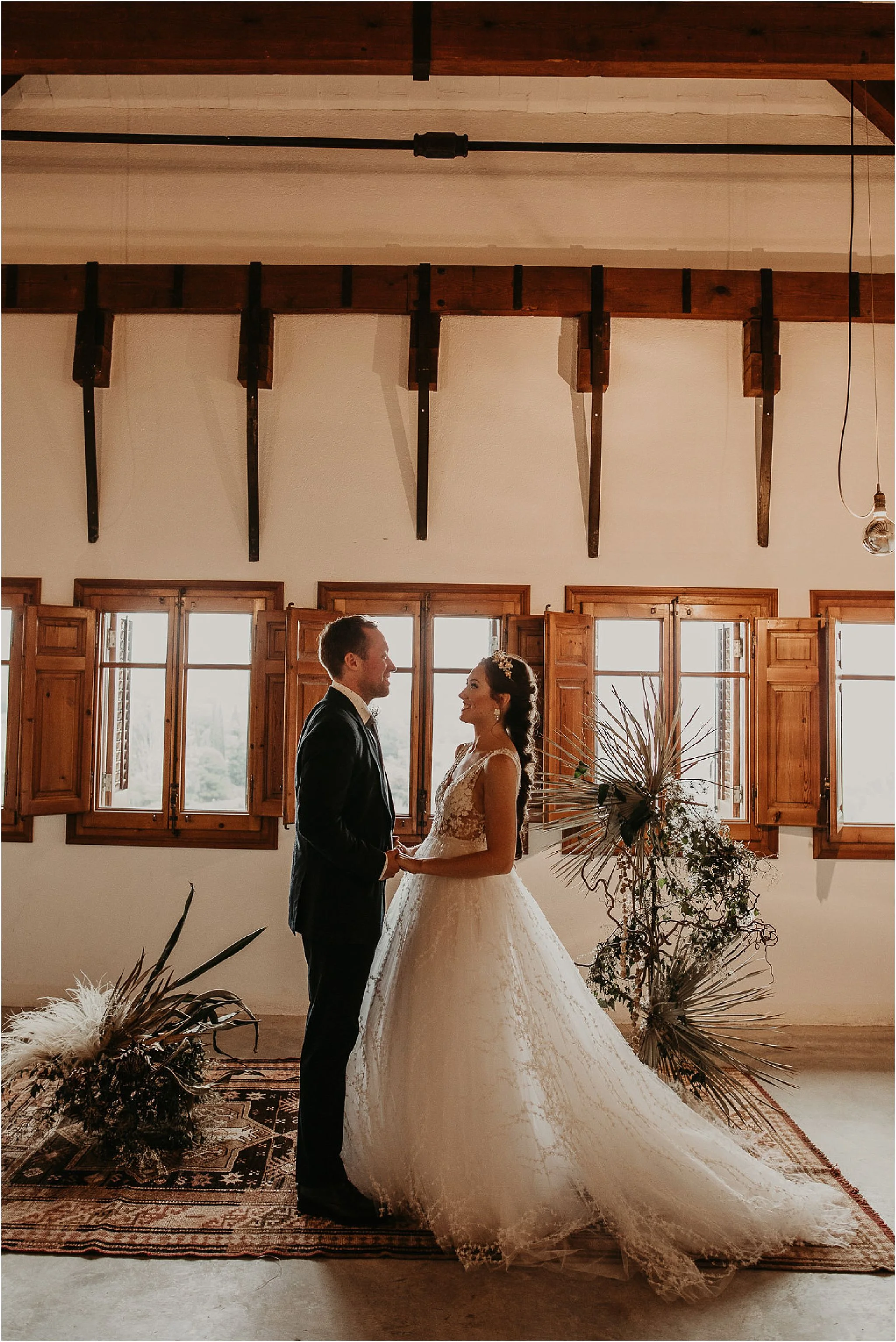 Romantic wedding in Barcelona 34.jpg