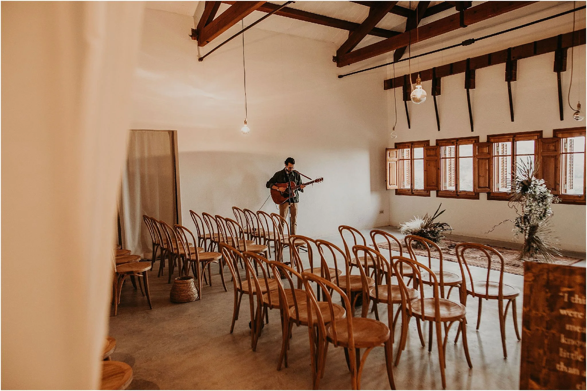 Romantic wedding in Barcelona 36.jpg