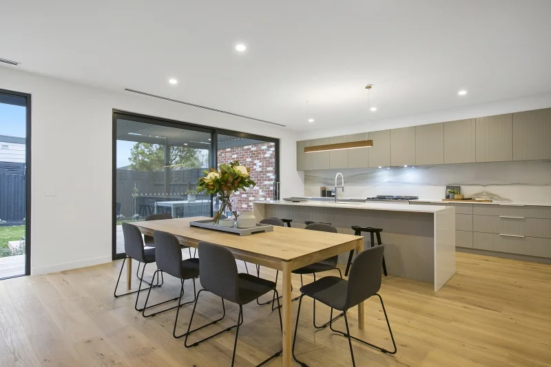 8 Kitchen Dining.jpg