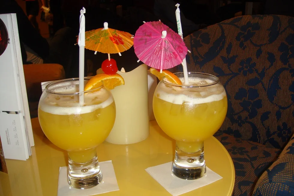 A_Cocktails.jpg