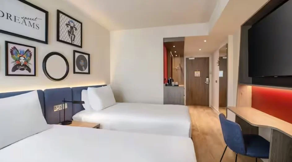 Hampton by Hilton Bath.JPG