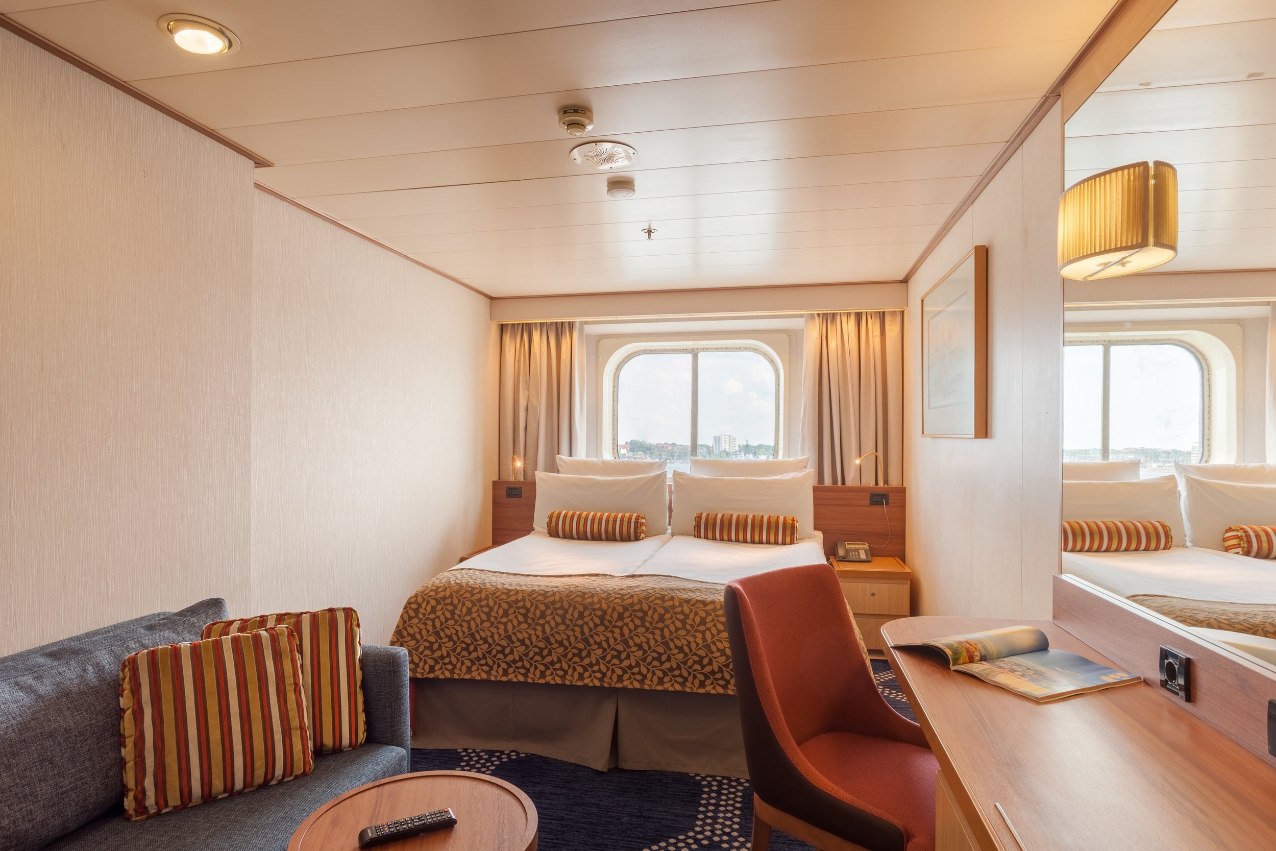 VDG_Außenkabine mit Fenster & Doppelbett_01.jpg