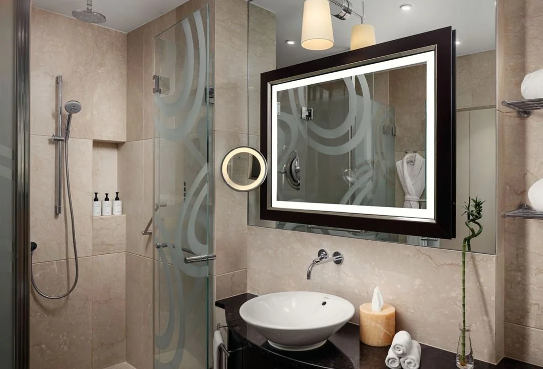 Hotel Badezimmer.JPG