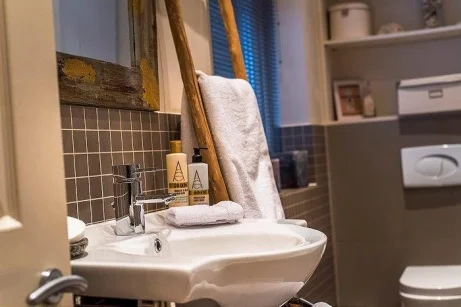 Airbnb-Tristram-Design-bathroo_461.jpg
