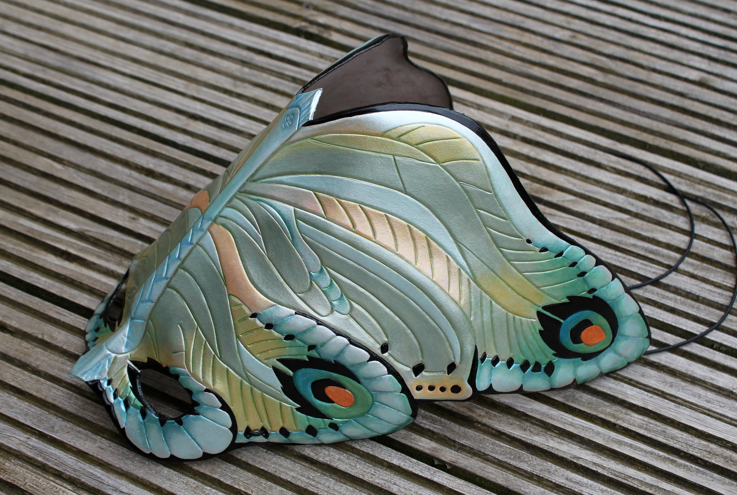 Florianne de Chalons butterfly mask