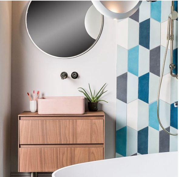 Designer's Table: Mixing materials, colour &amp; pattern in your home