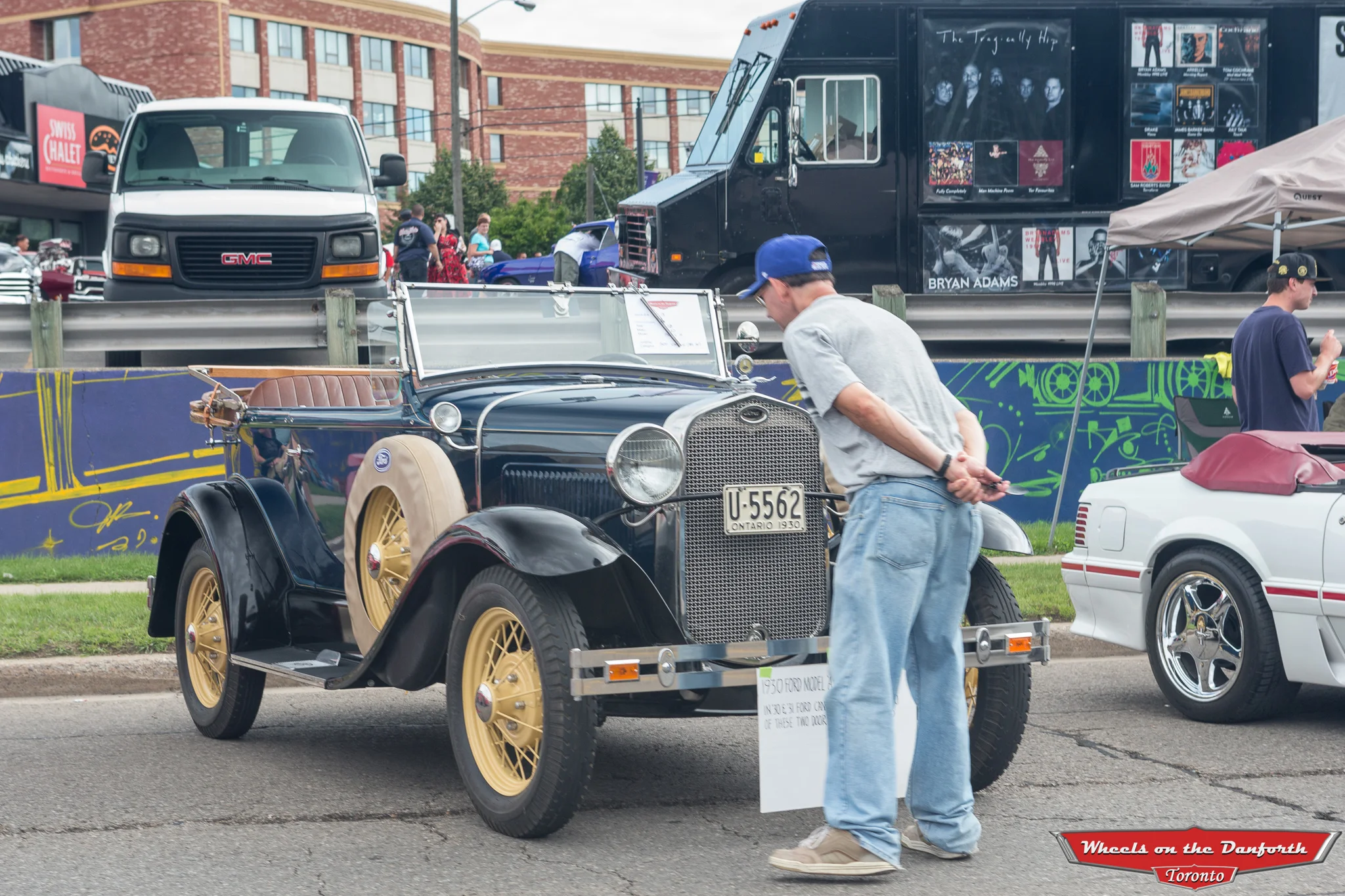Wheels On The Danforth (08-19-17) - PAWELECphoto - 72dpi (WM) -152.jpg