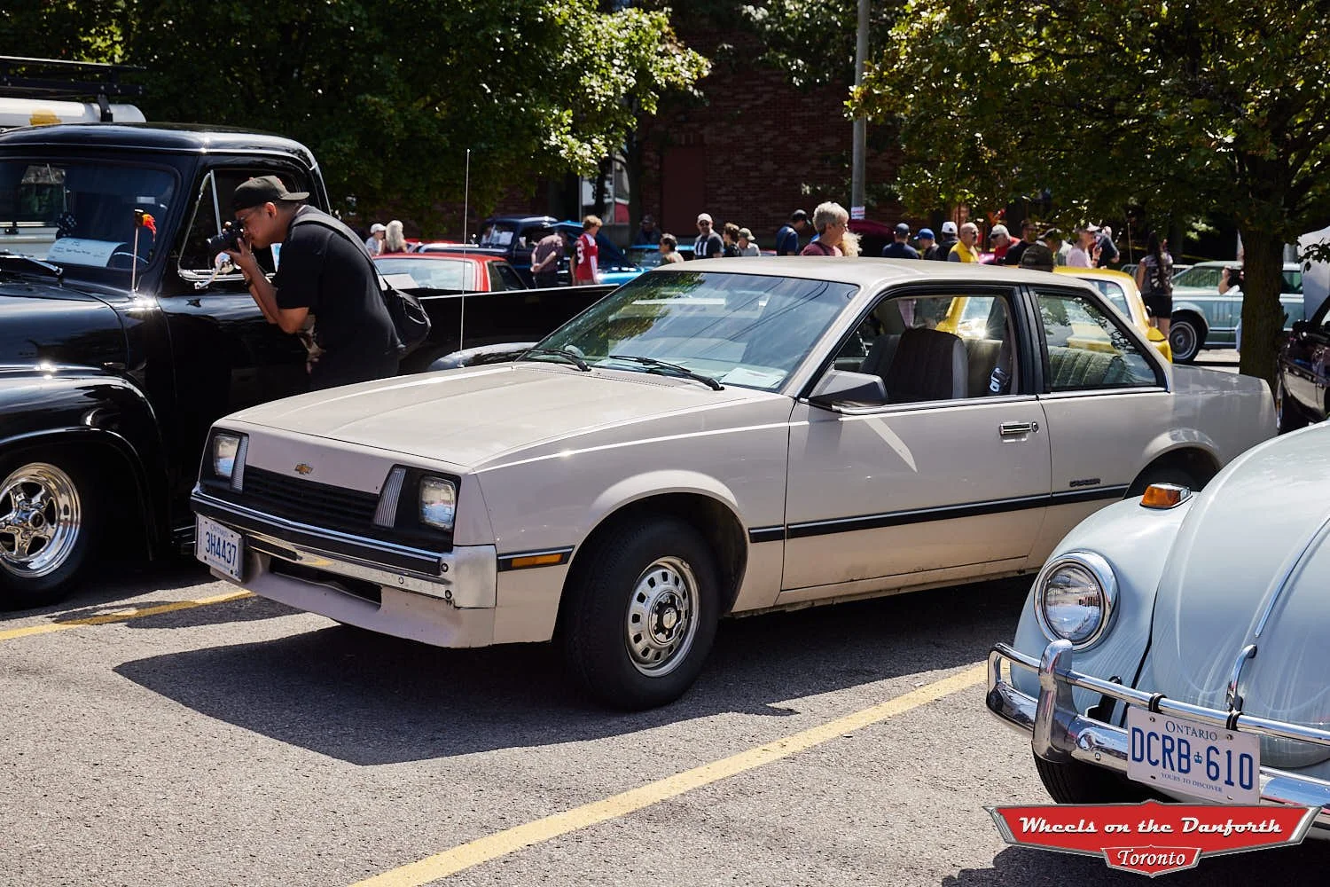 WheelsOnTheDanforth2026-2067-72dpi.jpg