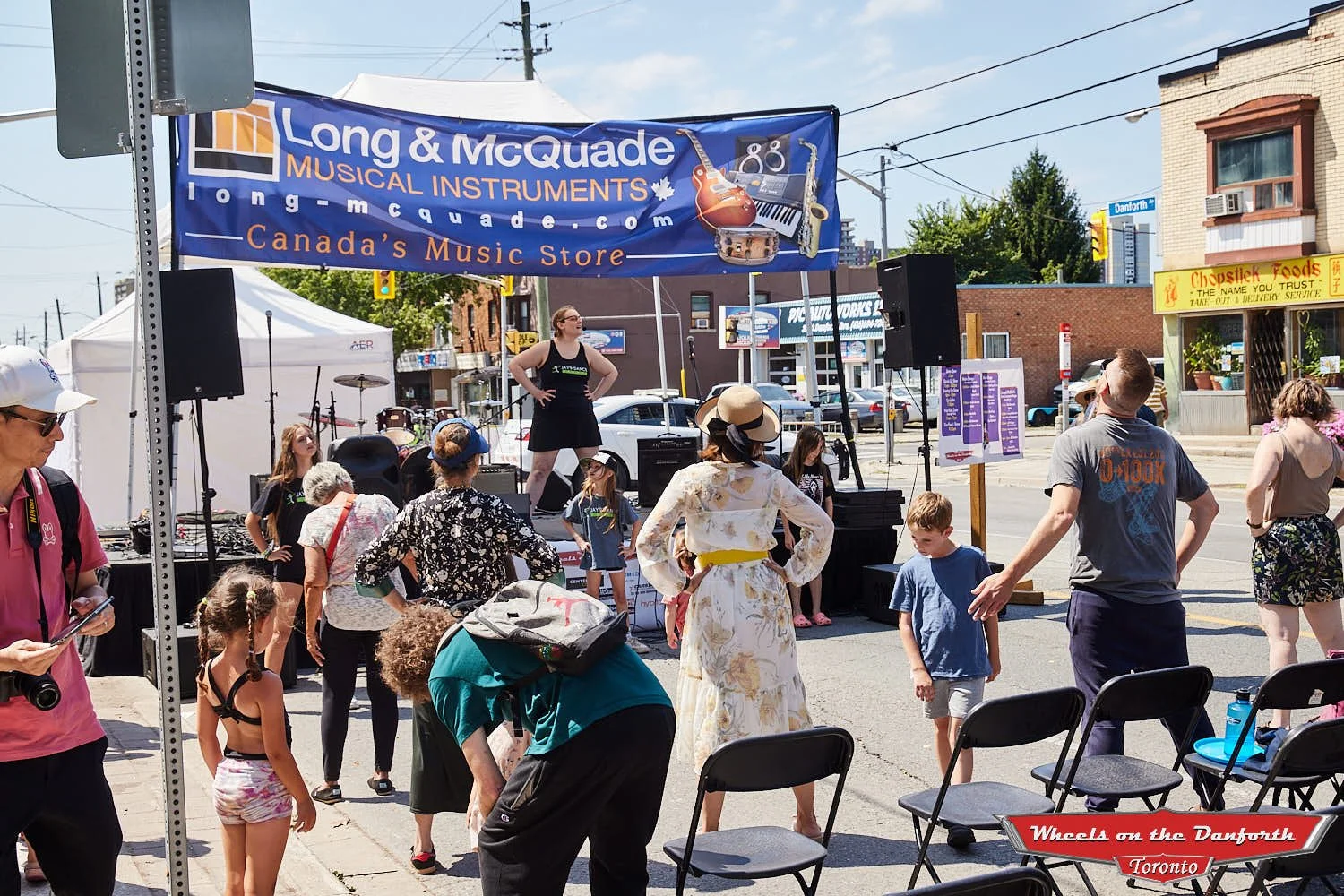 WheelsOnTheDanforth2026-2110-72dpi.jpg