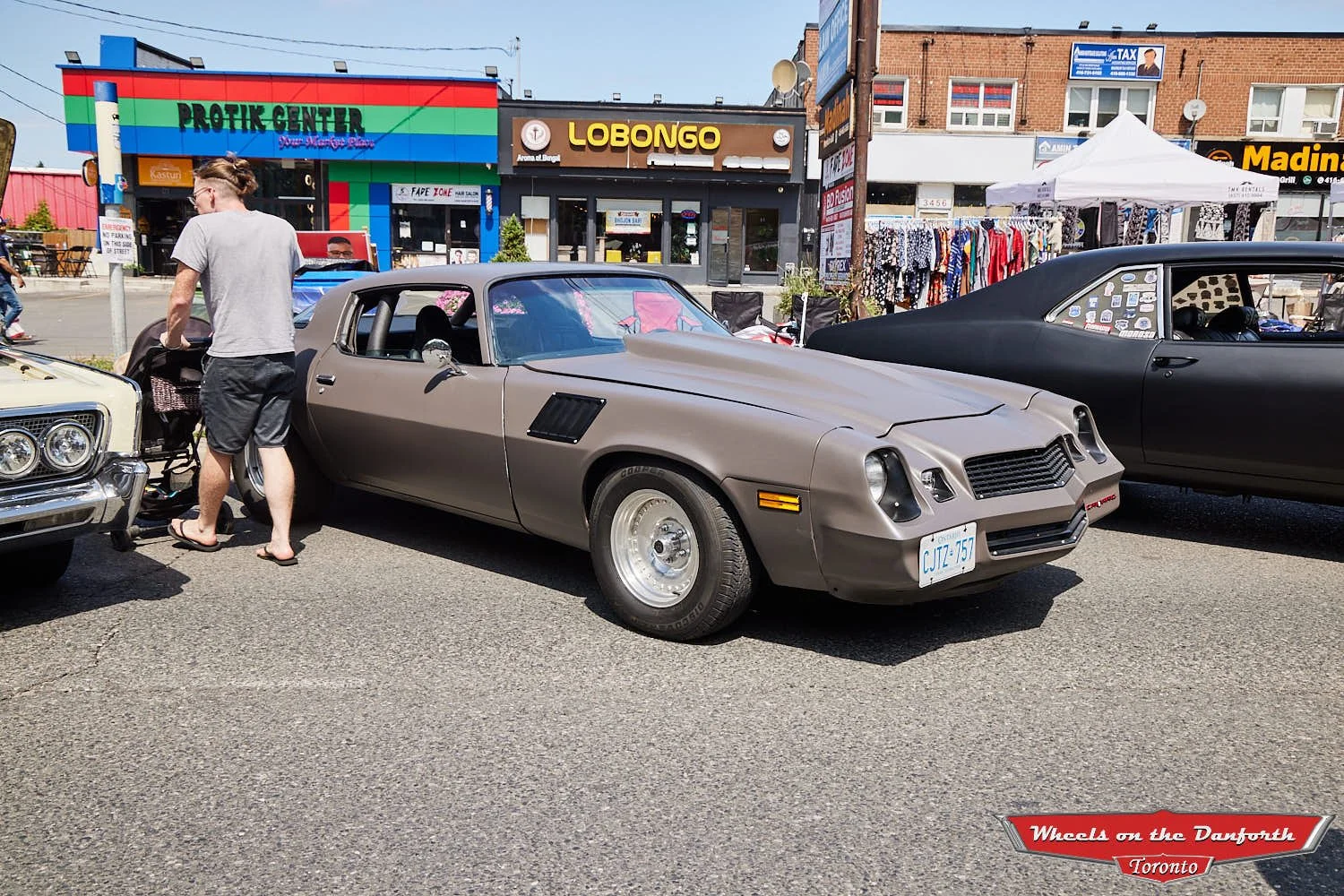 WheelsOnTheDanforth2026-1999-72dpi.jpg