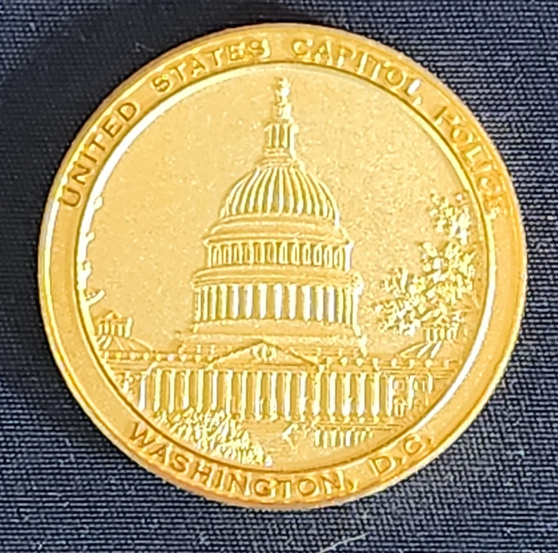 uscp-capitol-police-intelligence-challenge-coin.jpg
