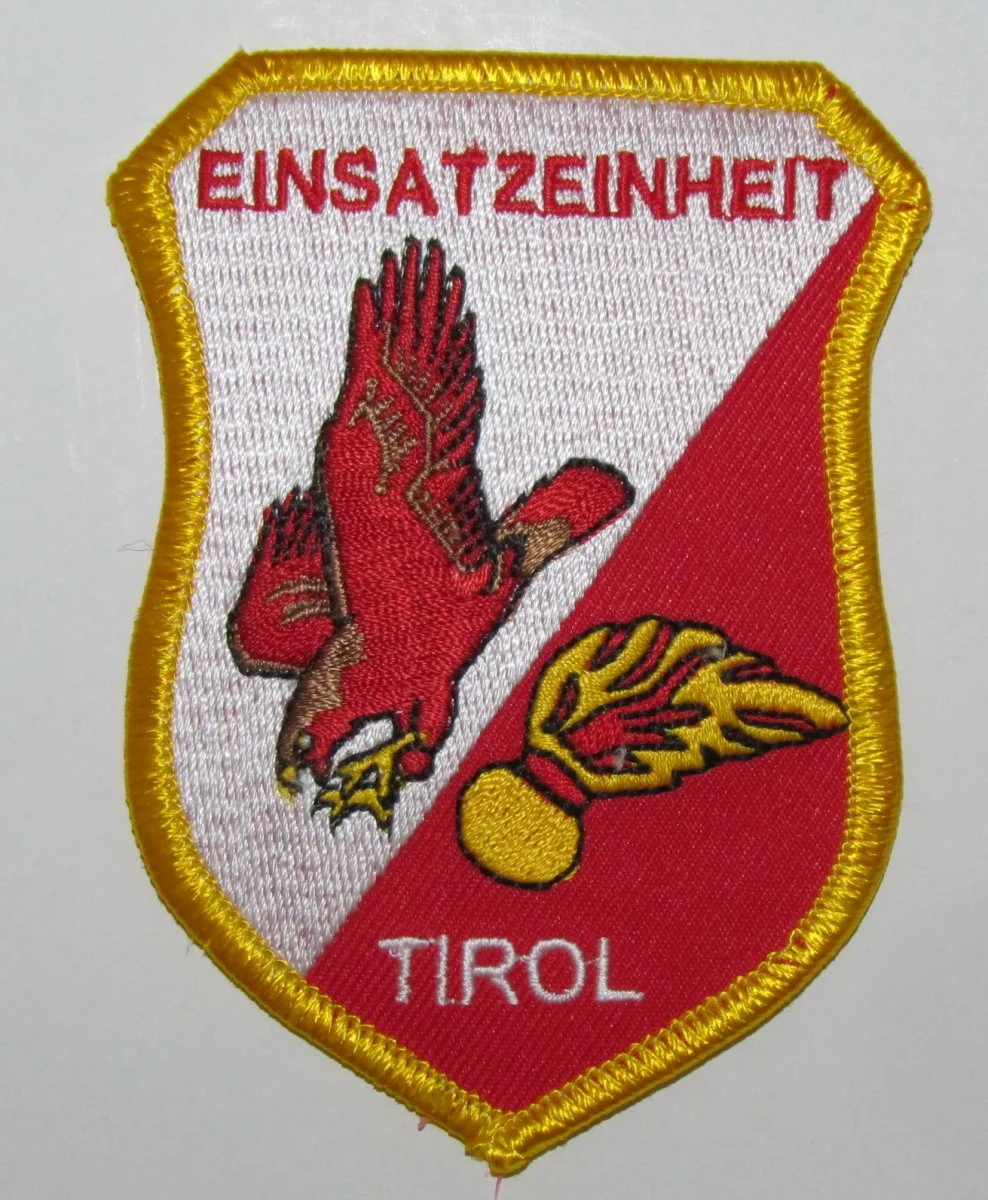 austria-polizei-einsatz-einheit-tirol-police-patch.JPG