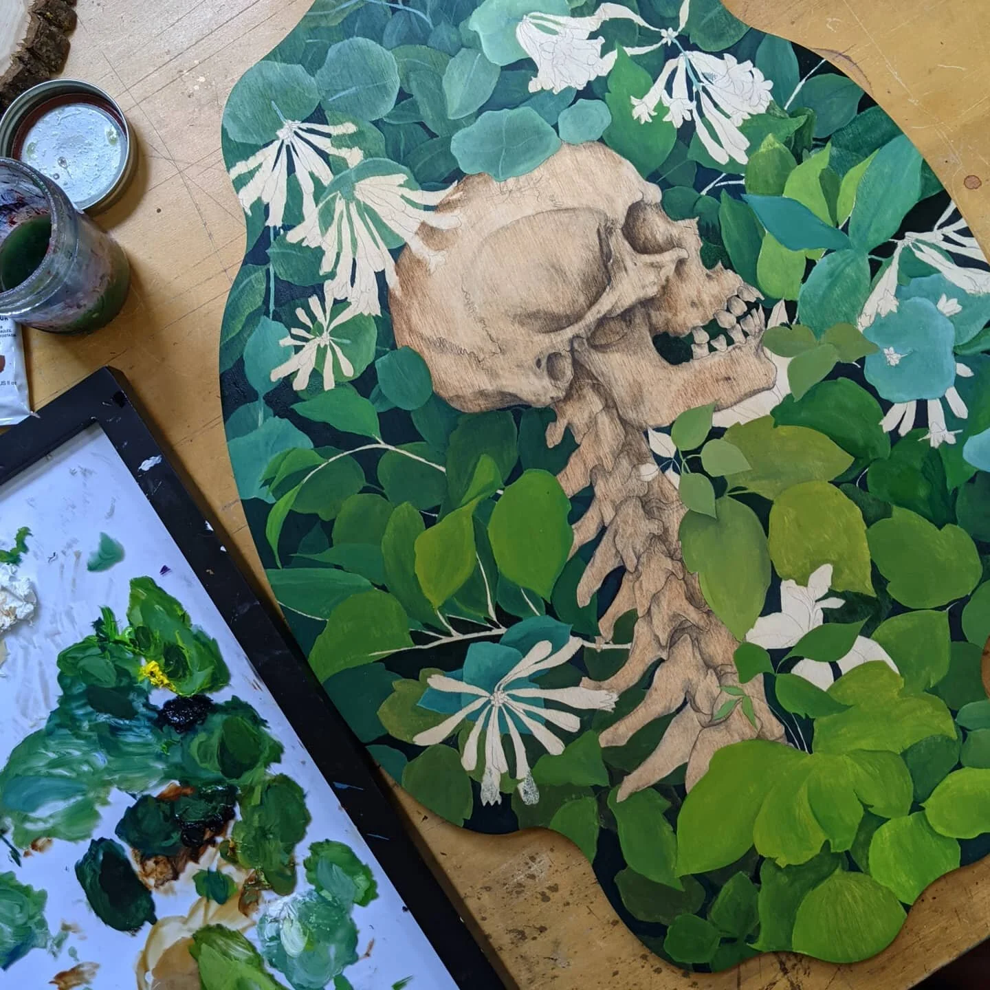 Been chipping away at this one. So much green. πππ These leaves WILL be the death of my wrist. Bonus points if you can ID the plants in this painting. A real challenge since they're all just green blobs at the moment.
.
BTW! I'll be taking most of