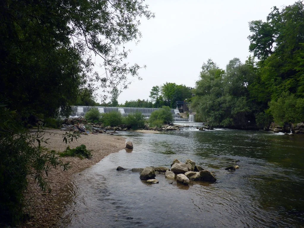  Birs unterhalb KW Neue Welt, fotografiert gegen Fliessrichtung 
