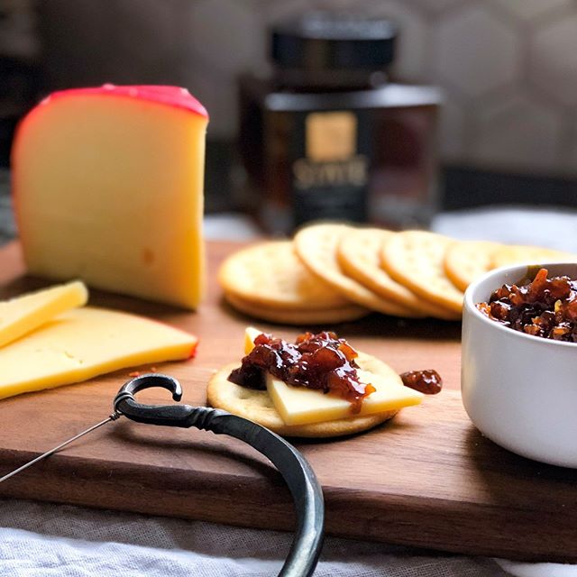Superbowl Sunday is mostly about the commercials and snacks...right? Well, no matter what, you can't go wrong with bacon for the big day!!! Here is our SUPER simple Bacon Jam recipe that goes great with almost any charcuterie plate.⠀
⠀
1 cup chopped 