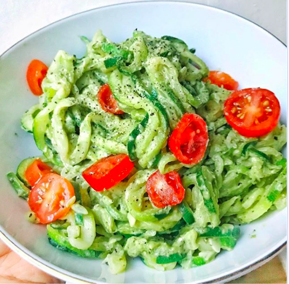 Spaghettis de courgettes, parmesan, tomates cerises