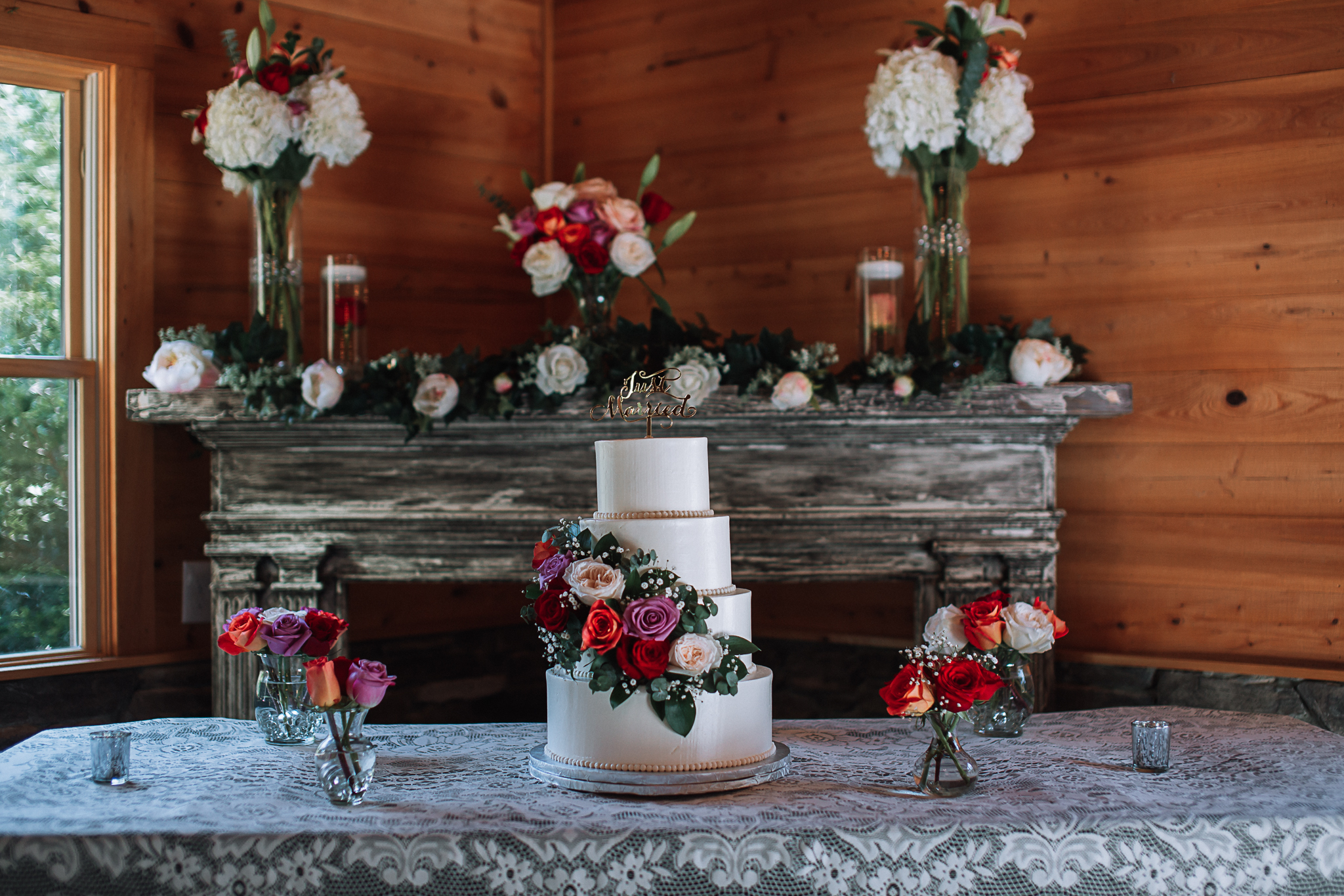 Wedding Cake and Decor Charlotte Wedding Photographer