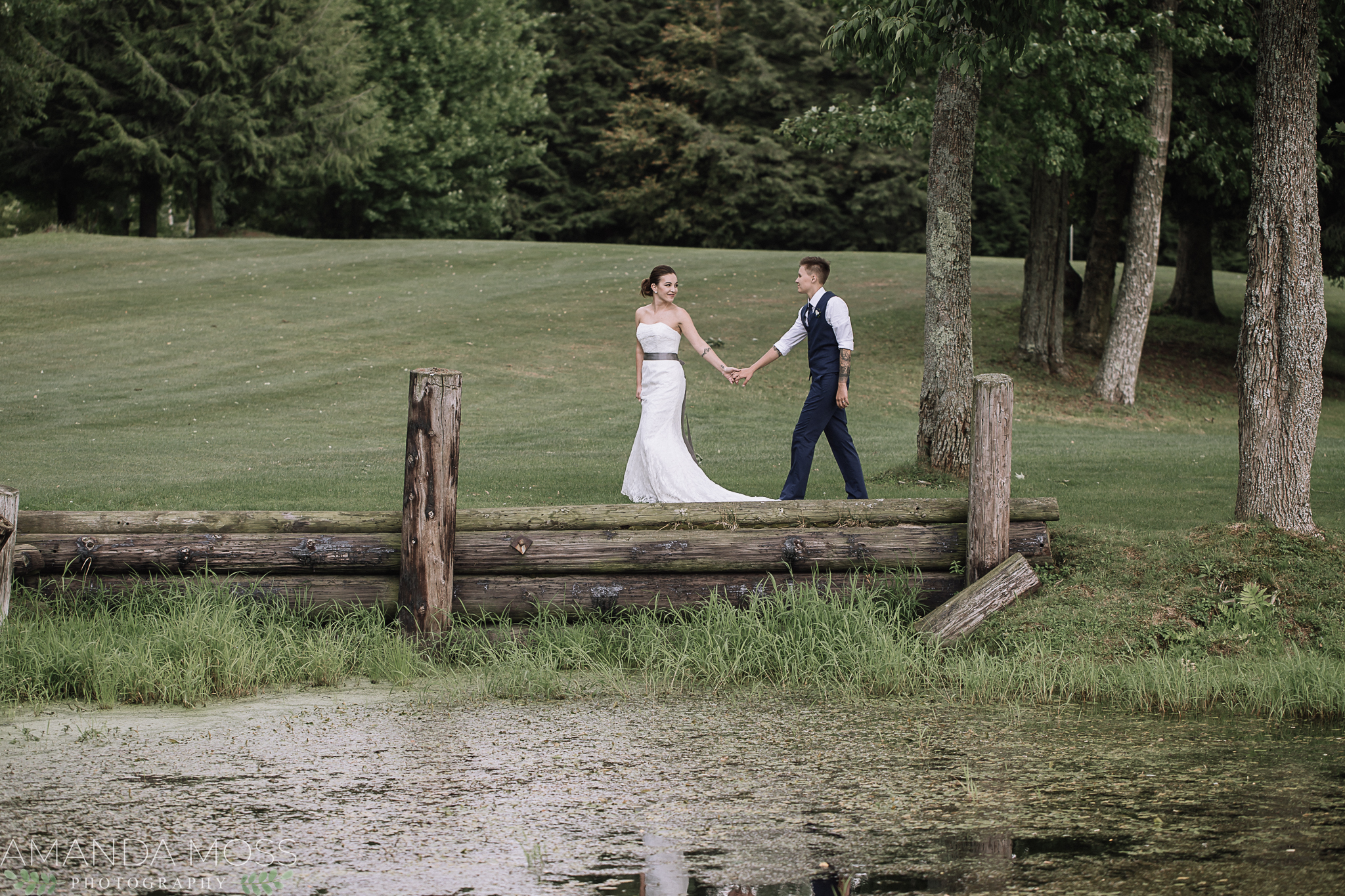 August Wedding at Mound Grove Golf Club in Erie, PA — Amanda Moss Photography Charlotte Wedding Photographer picture