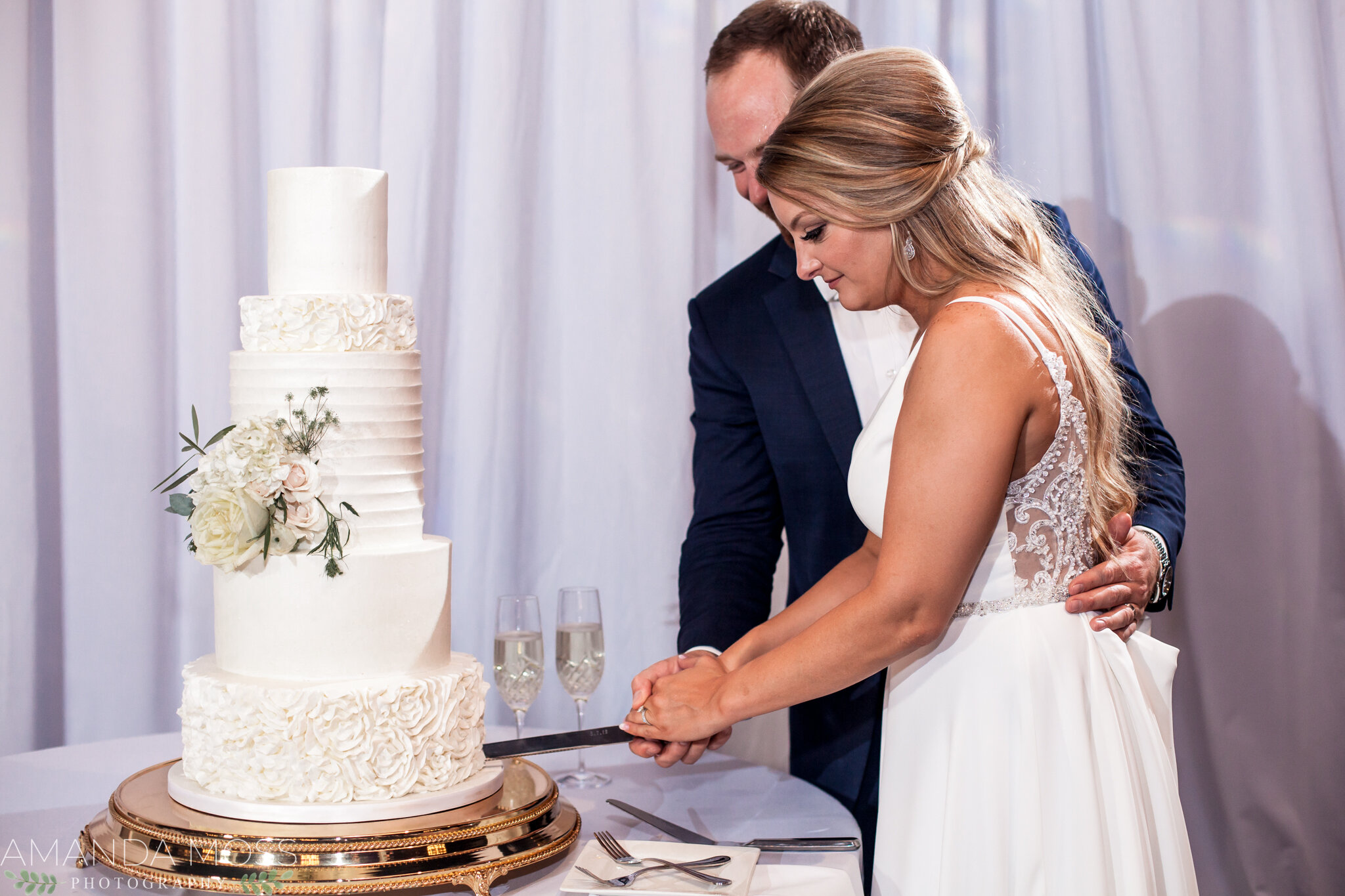 charlotte north carolina wedding photographer charlotte city club terrace at cedar hill first presbyterian september classic