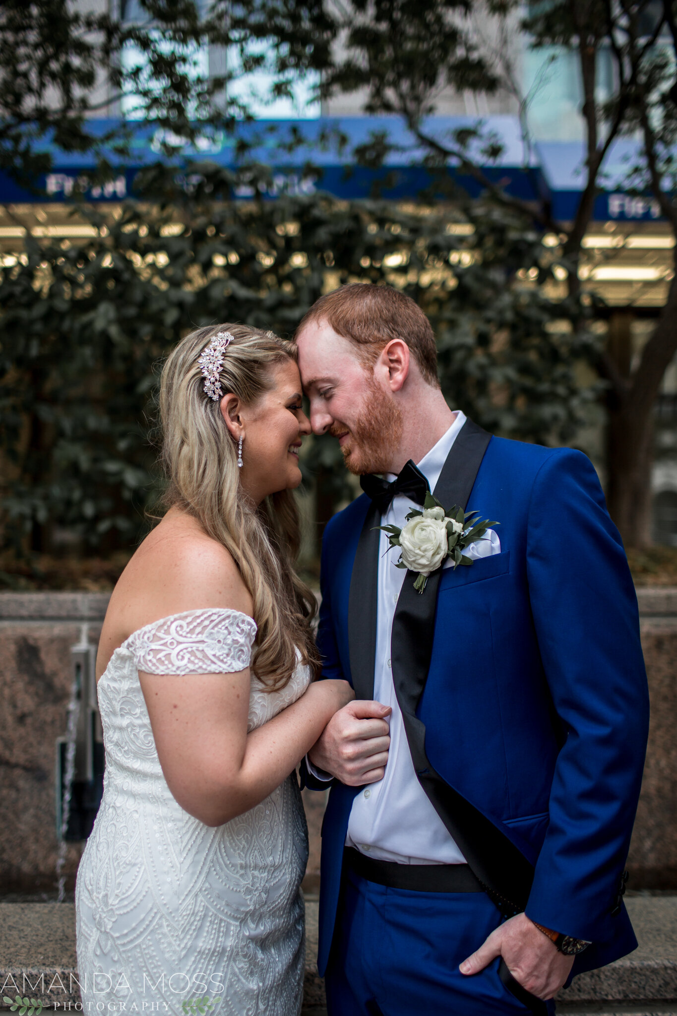 charlotte north carolina wedding photographer foundation for the carolinas downtown september