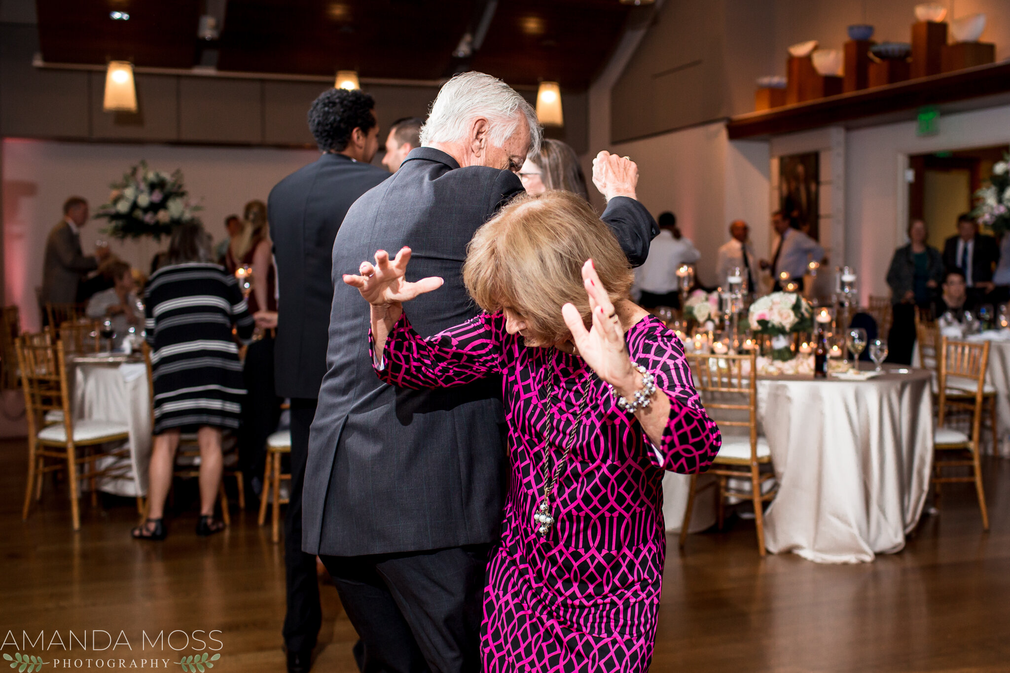 charlotte north carolina wedding photographer foundation for the carolinas downtown september