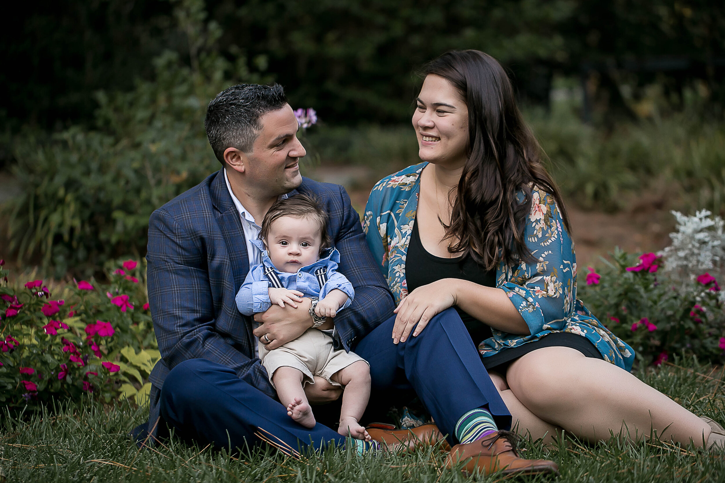 charlotte north carolina family photographer infant newborn baby glencairn gardens