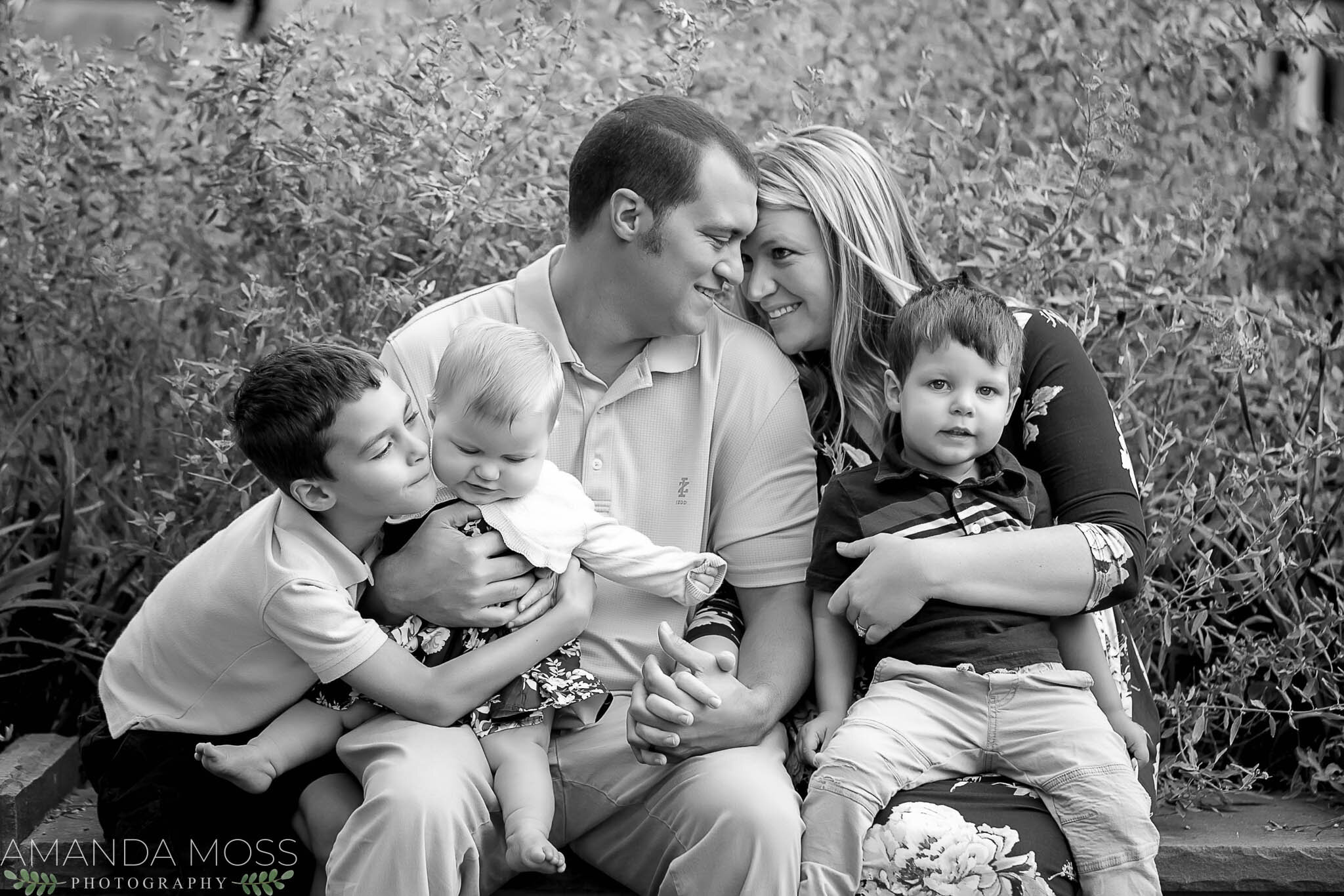 charlotte north carolina family photographer blended family session romare bearden park