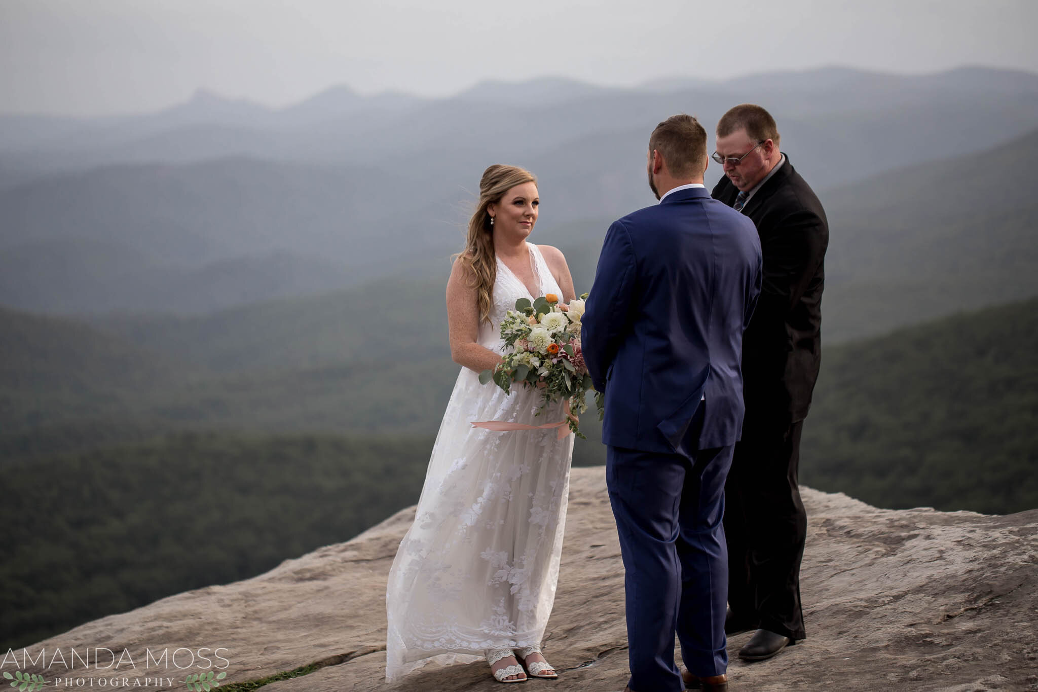 charlotte north carolina wedding photographer elopement rough ridge overlook blue ridge parkway asheville boone grandfather mountain