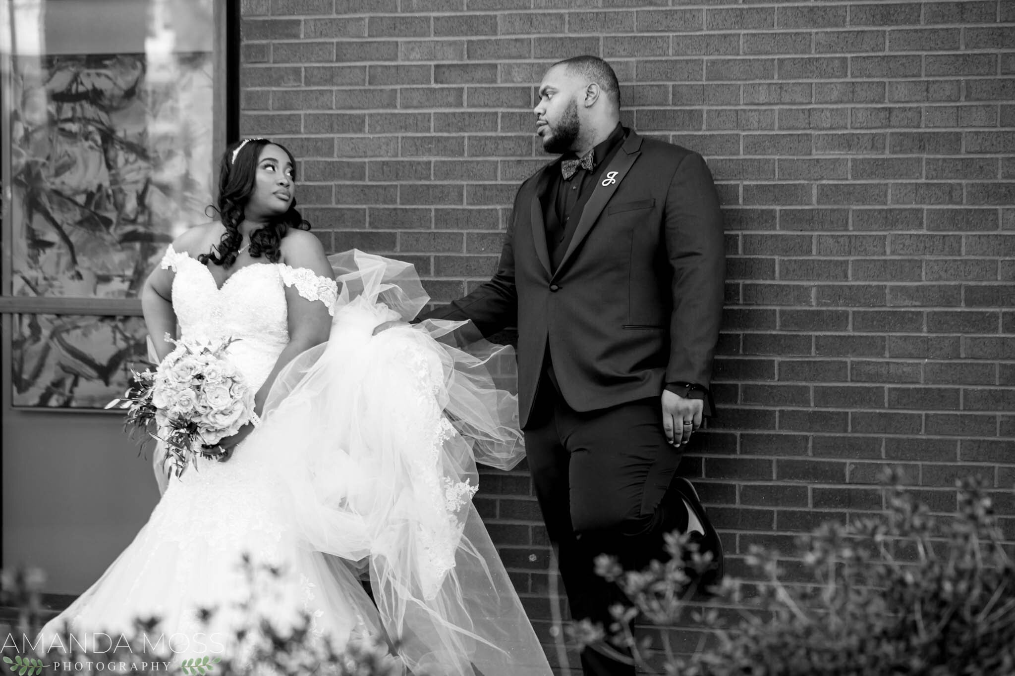 charlotte north carolina wedding photographer african american ceremony the collectors room southend