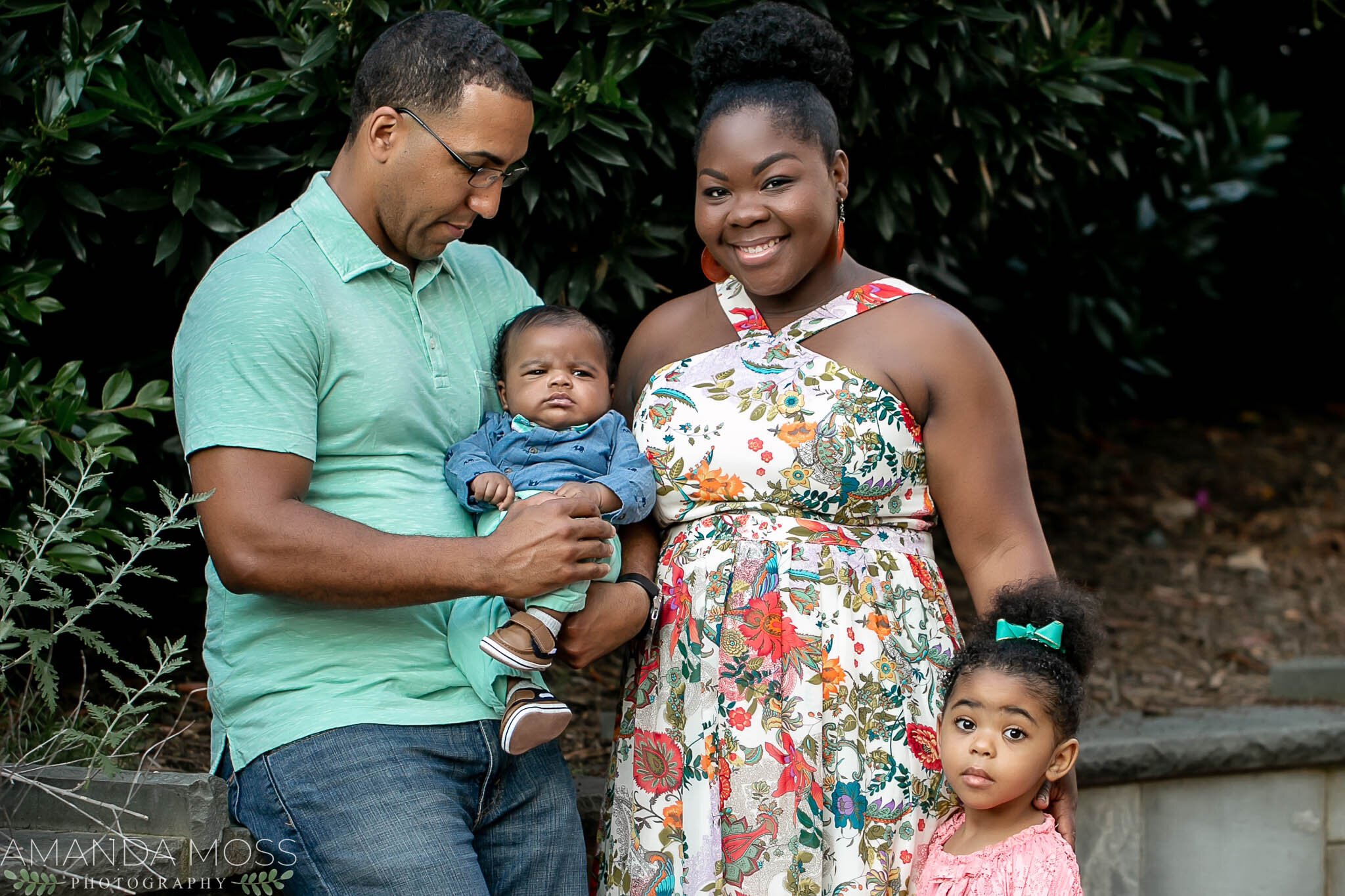 charlotte north carolina photographer spring family session romare bearden park