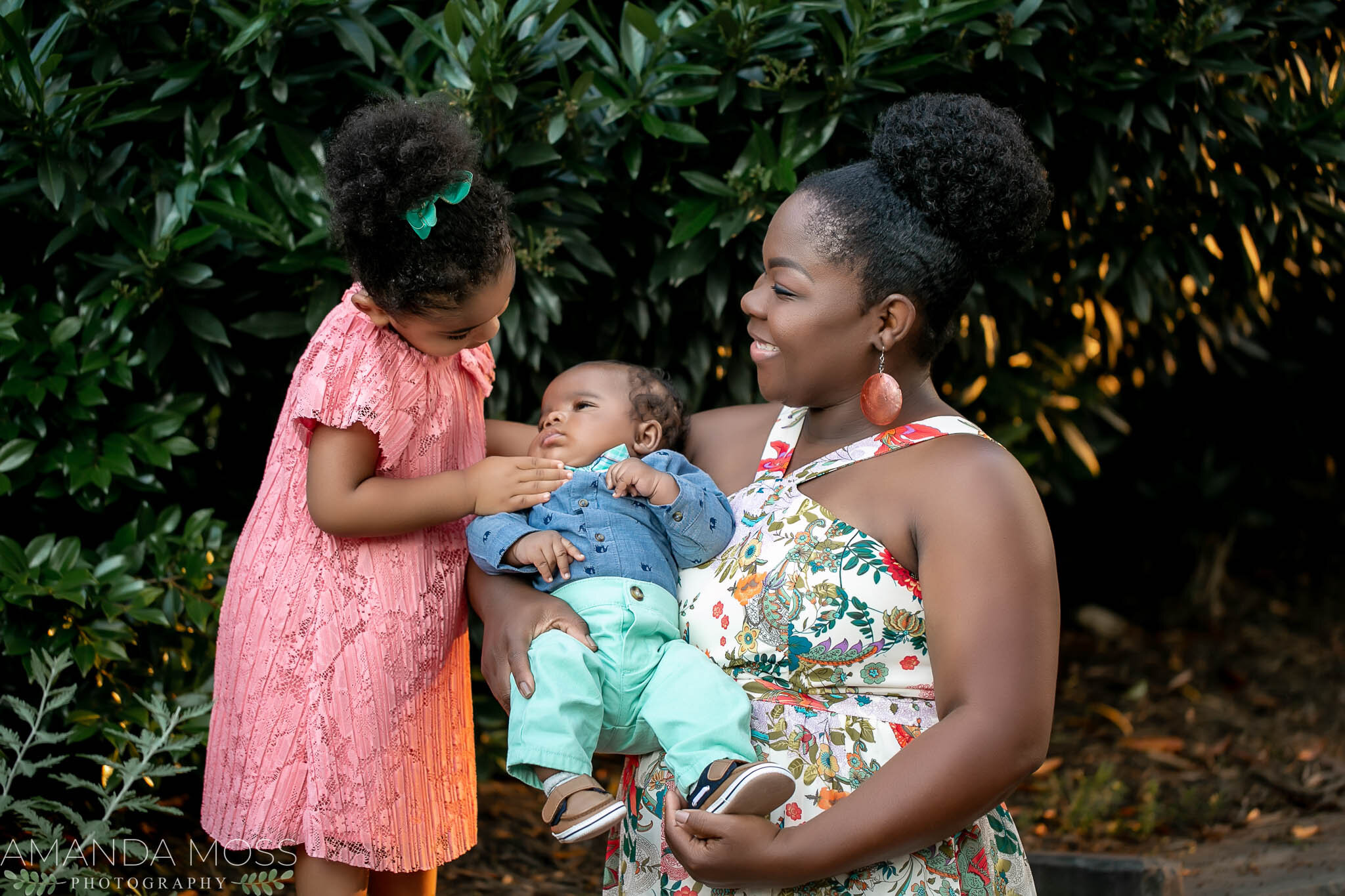 charlotte north carolina photographer spring family session romare bearden park