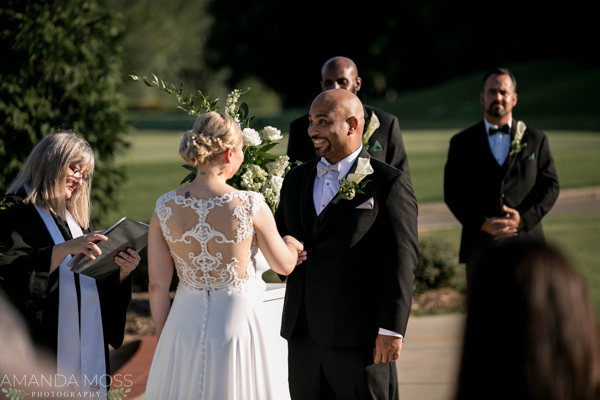 charlotte north carolina wedding photographer outdoor wedding providence country club