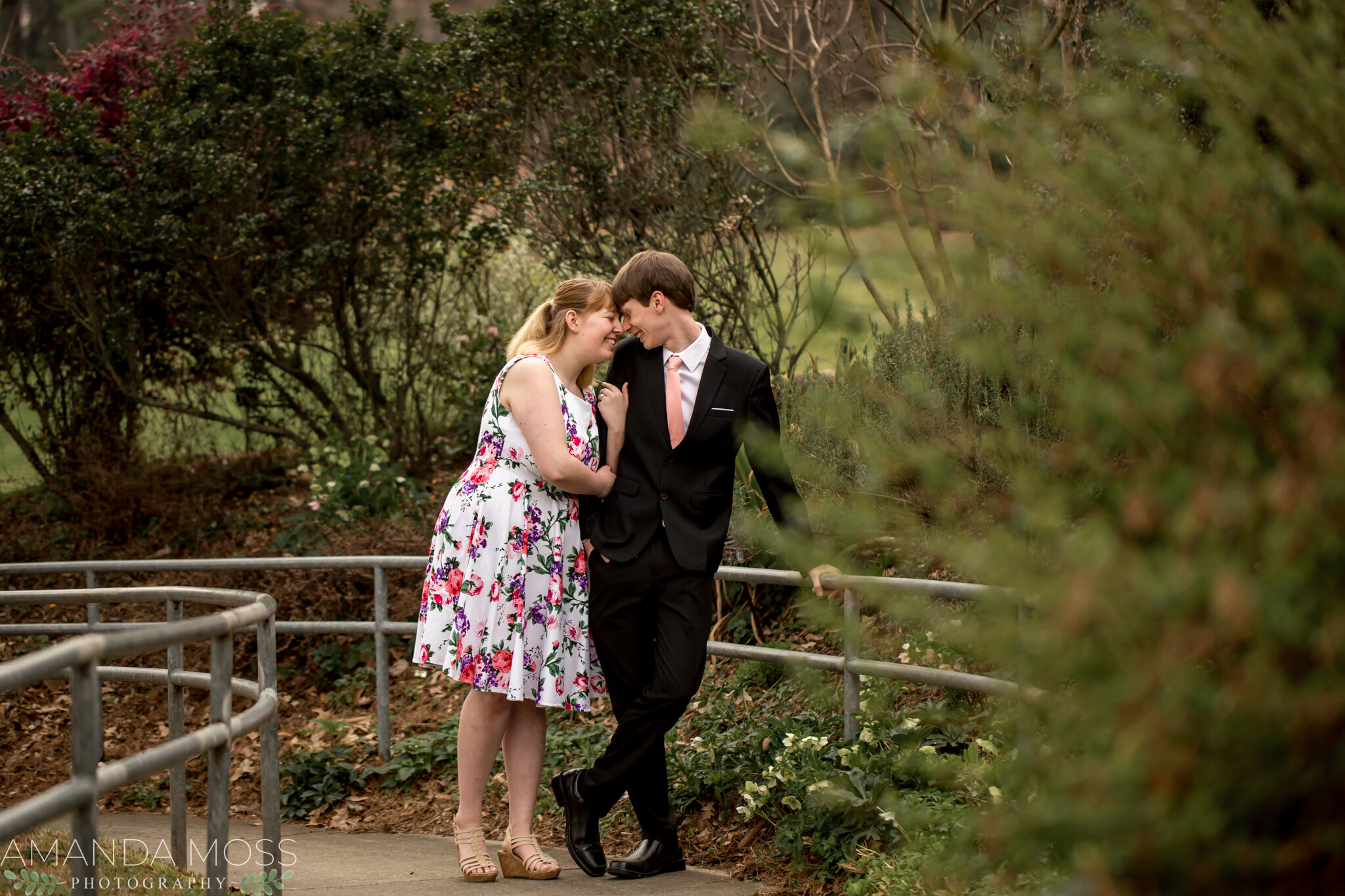 charlotte-nc-wedding-photographer-surprise-proposal-freedom-park-44.jpg