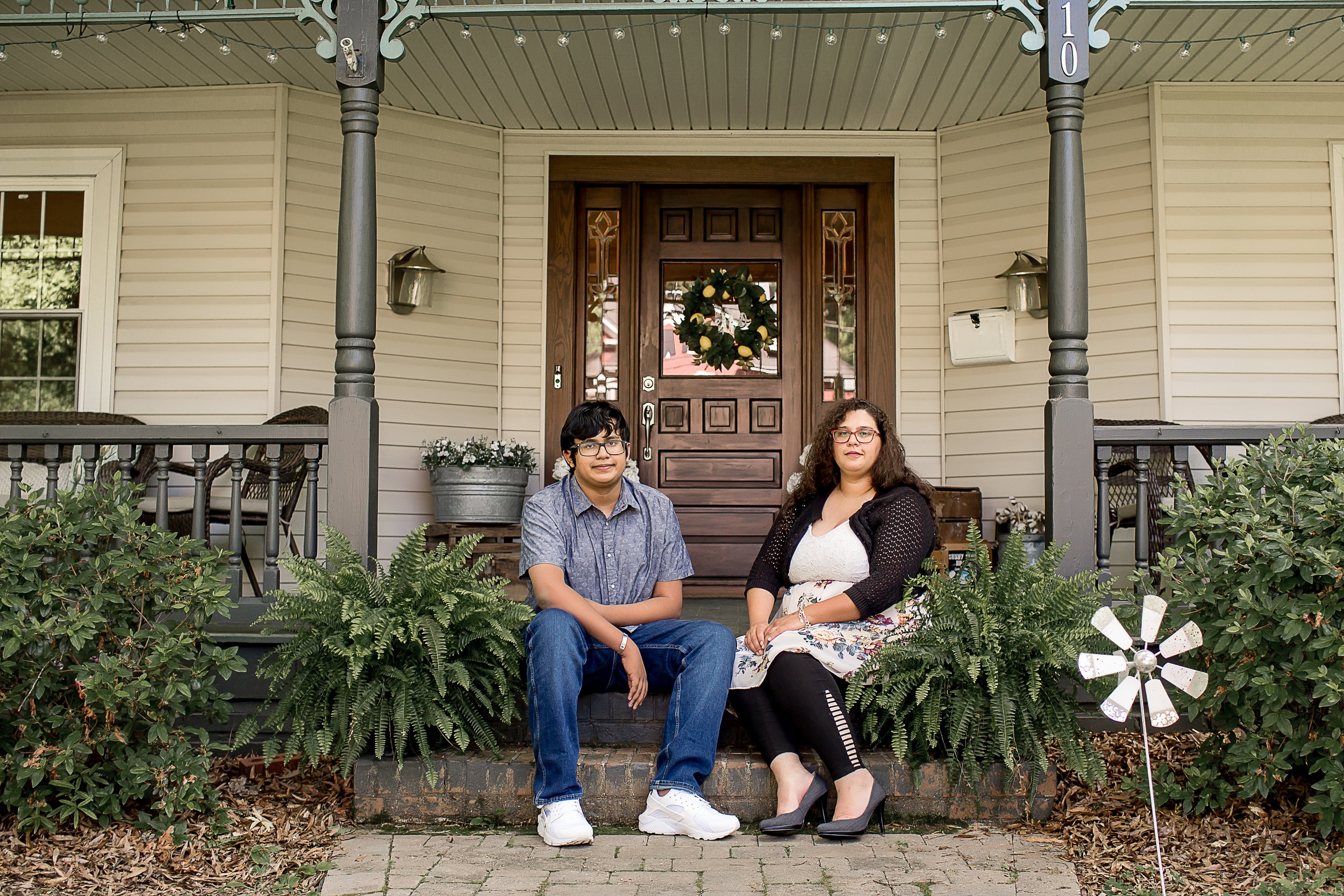 Charlotte NC Family Portrait Photographer Extended Family Session Spring Photos