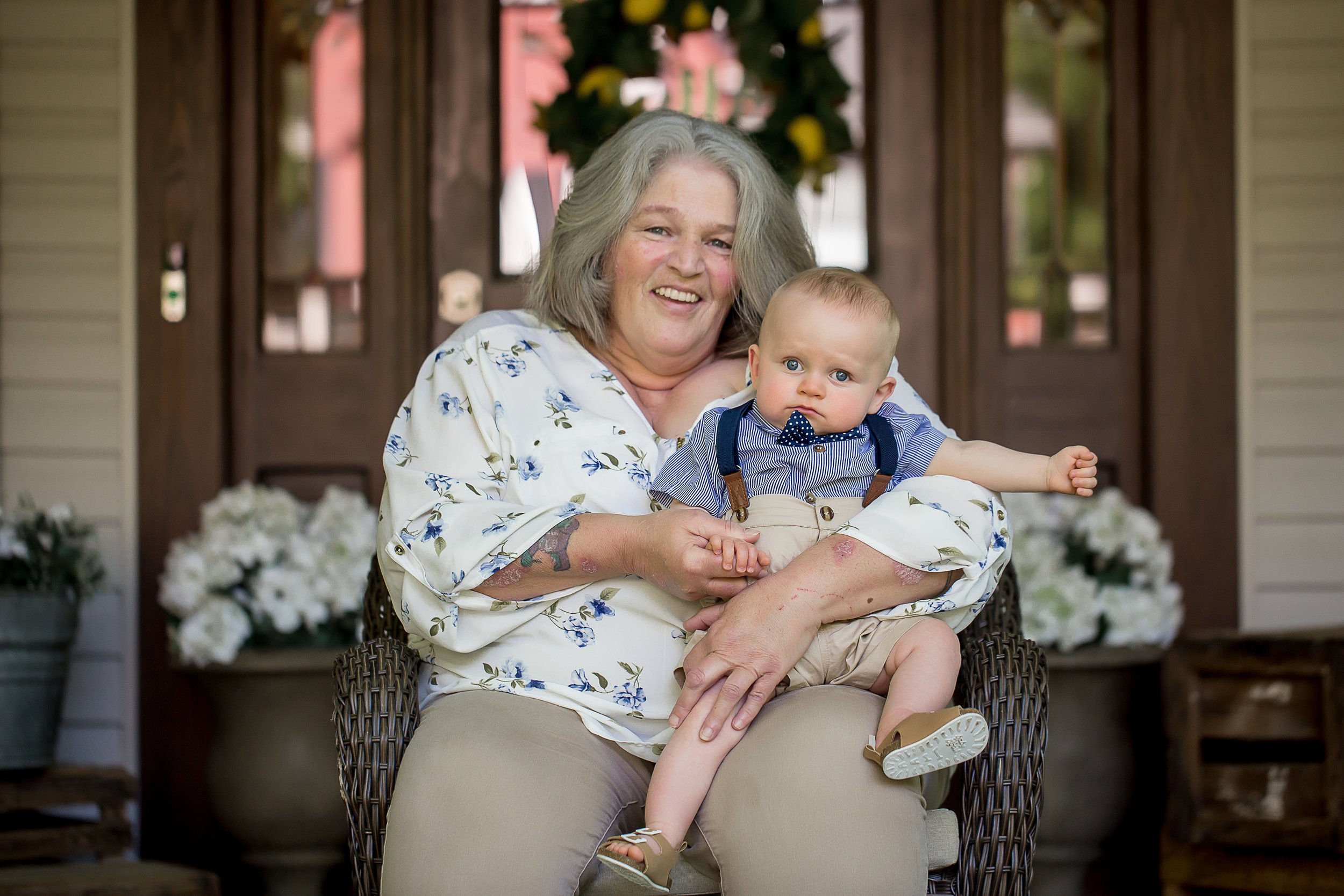 Charlotte NC Family Portrait Photographer Extended Family Session Spring Photos