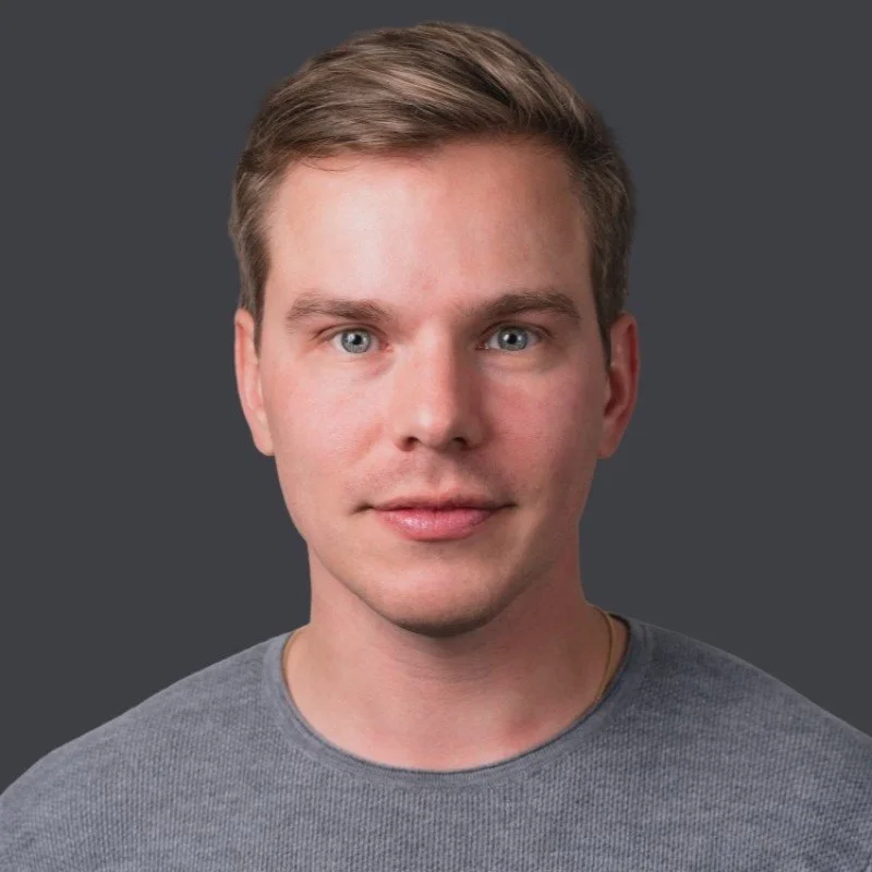 Yuriy Dovzhansky // Roo Capital